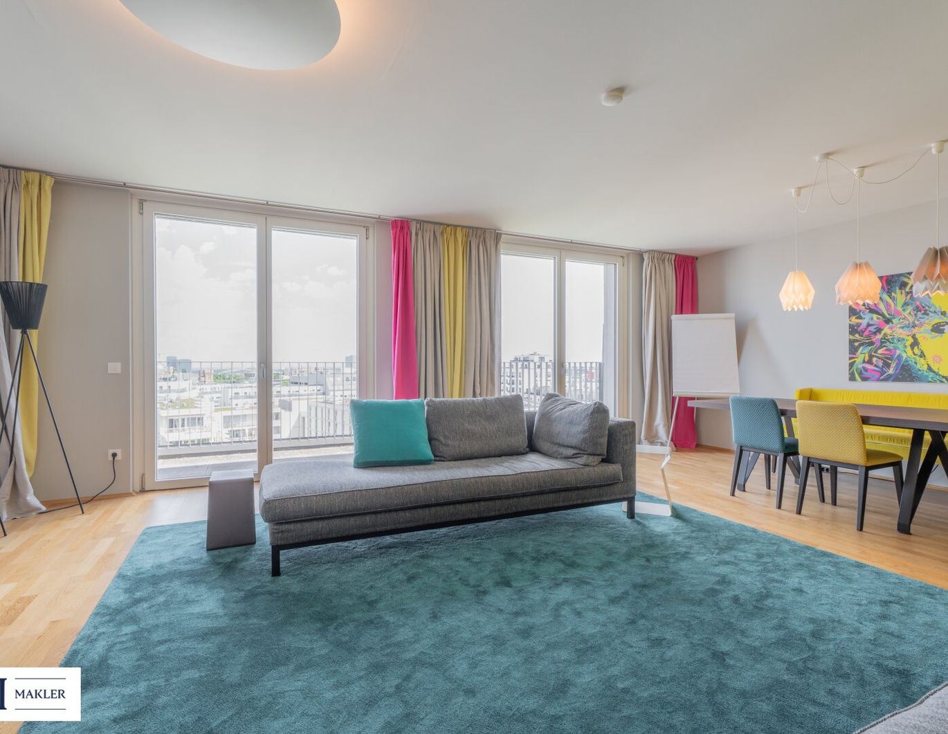 Lichtdurchflutete 3-Zimmer-Wohnung mit Weitblick ins Grüne - Komfort auf höchstem Niveau
