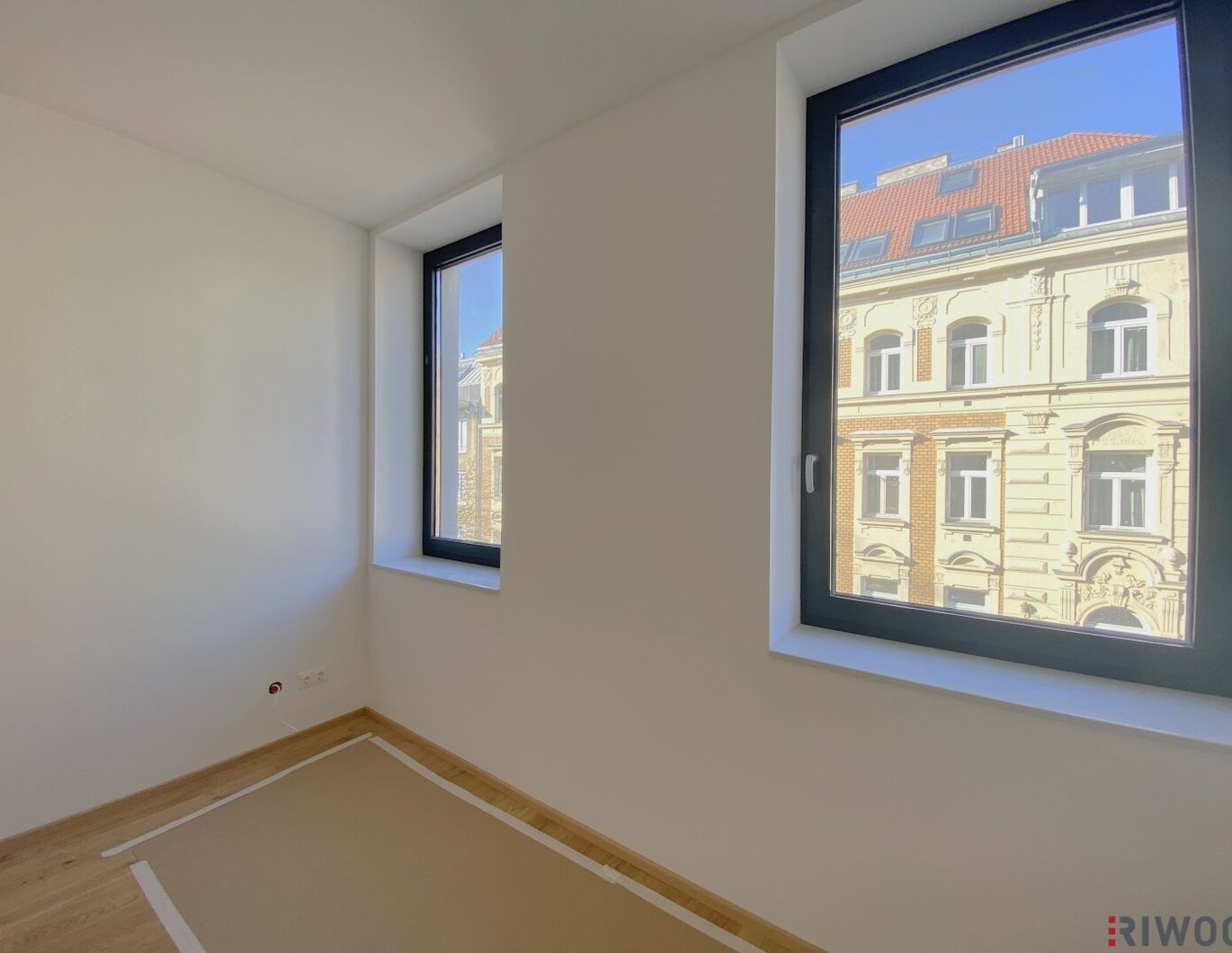 Revitalisierte 2-Zimmer Altbauwohnung mit hochwertiger Verglasung und Zentralheizung via Fernwärme