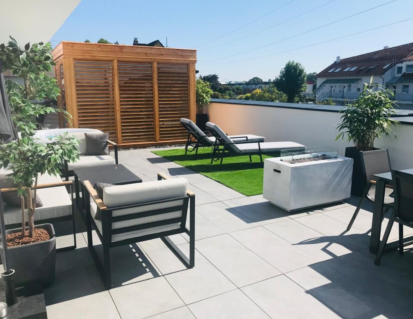 Neuwertiges Penthouse in St. Martin/Traun mit exklusive Ausstattung und großzügiger Dachterrasse