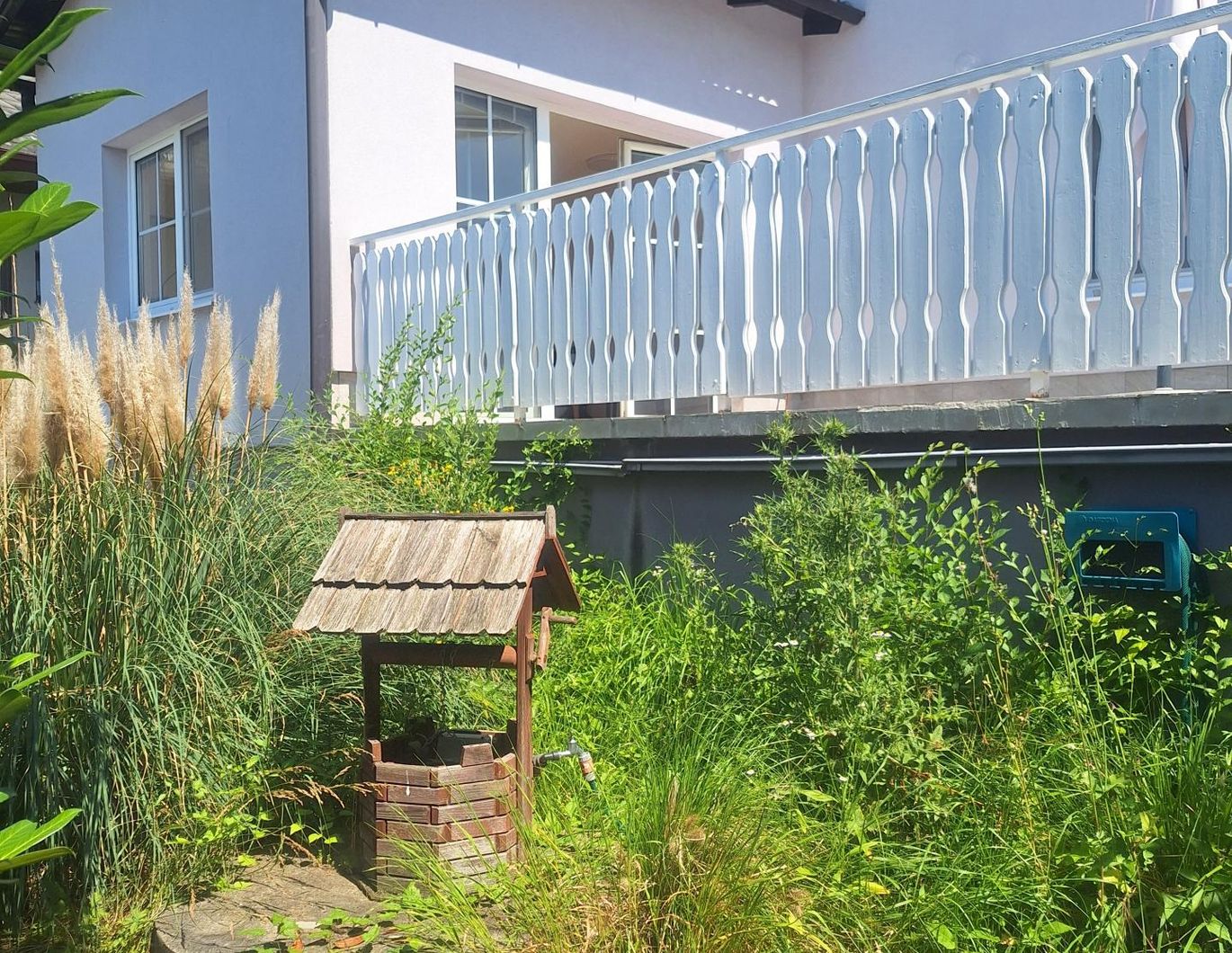 LIEBEVOLL SANIERTER BUNGALOW IN BEGEHRTER WOHNLAGE SAMT HOHER LEBENSQUALITÄT UND GUTER VERKEHRSANBINDUNG