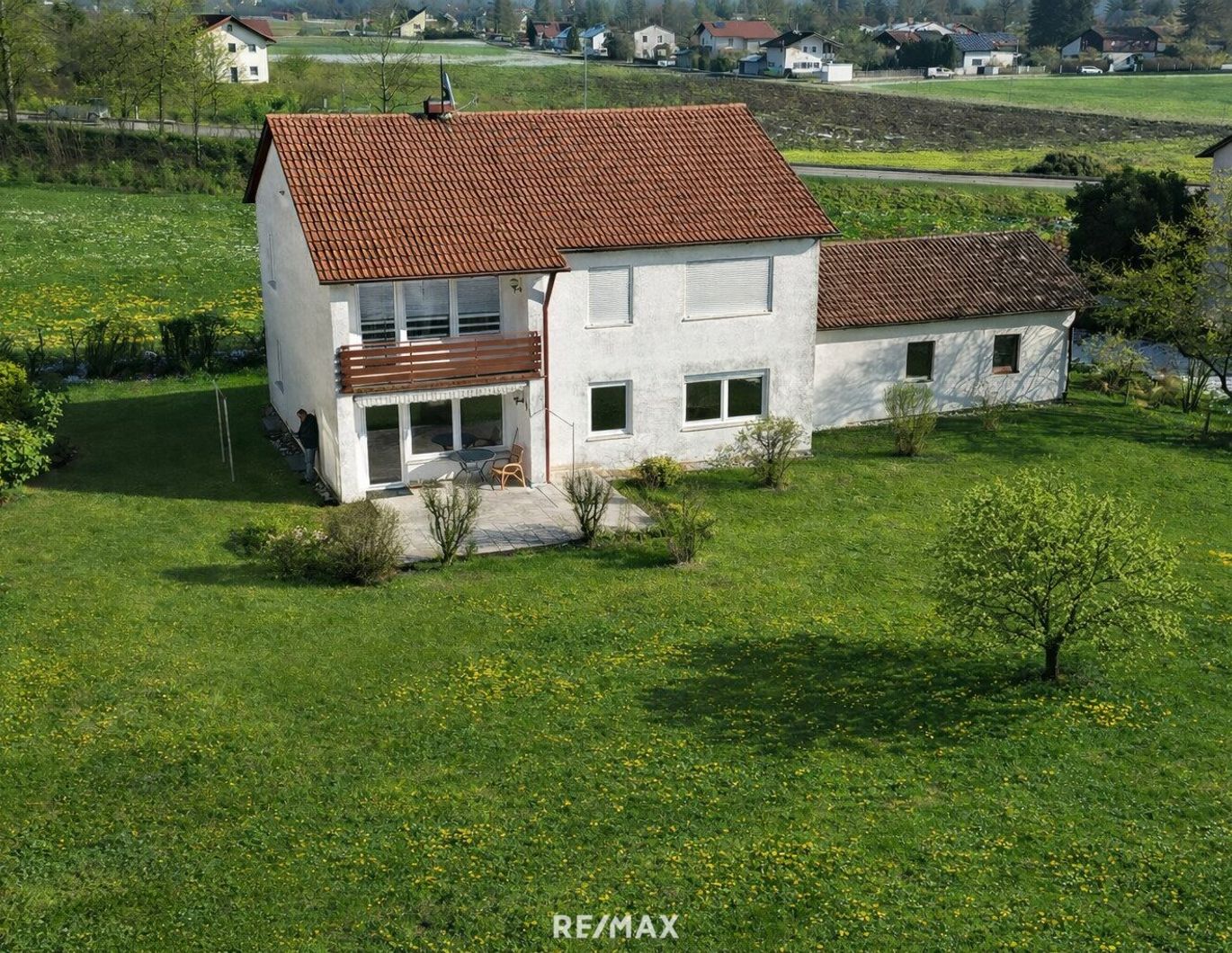 gepflegtes Zweifamilienhaus nahe dem Stadtkern von Simbach