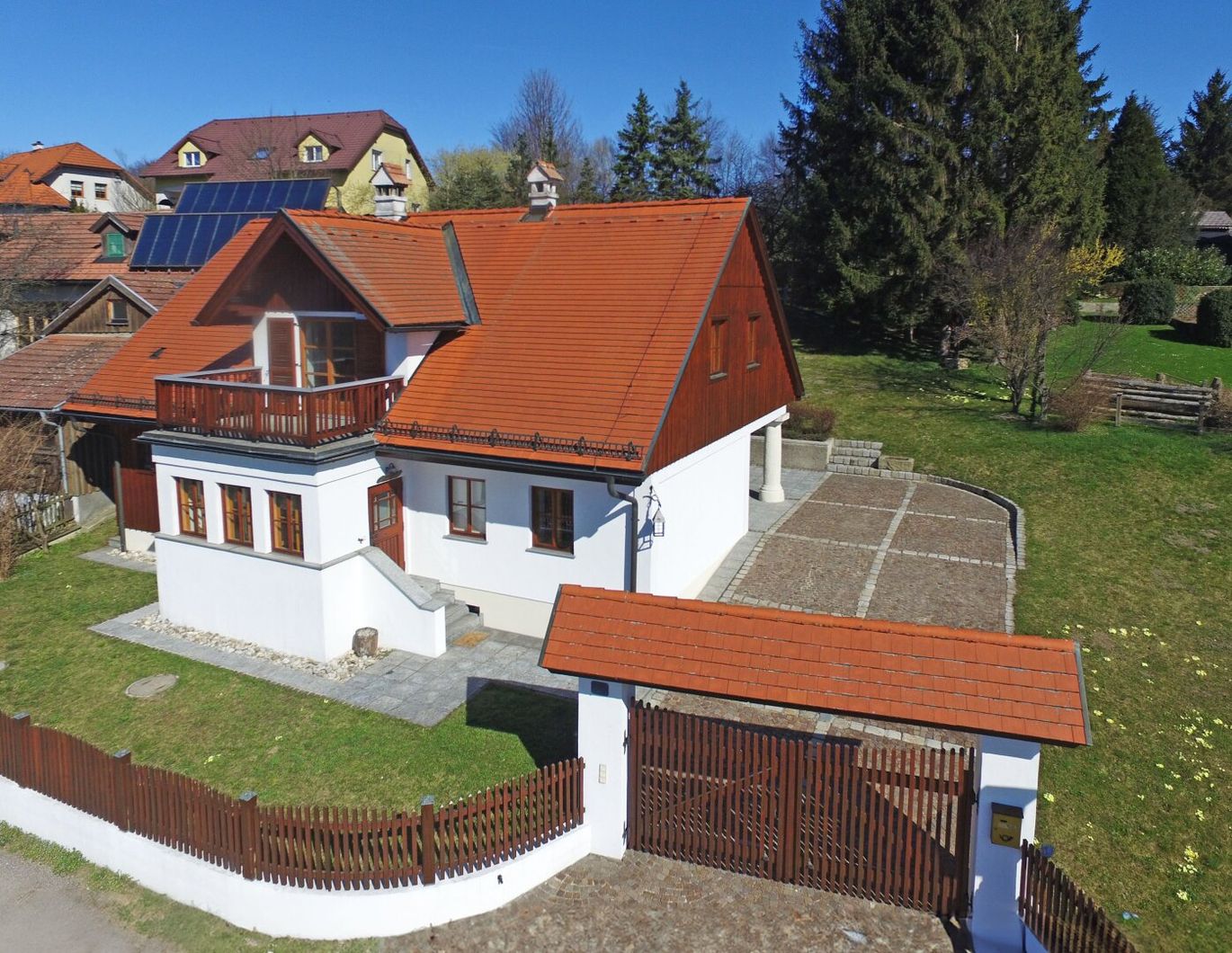 Ländliche Idylle! Atemberaubender Fernblick bis Rax und Schneeberg