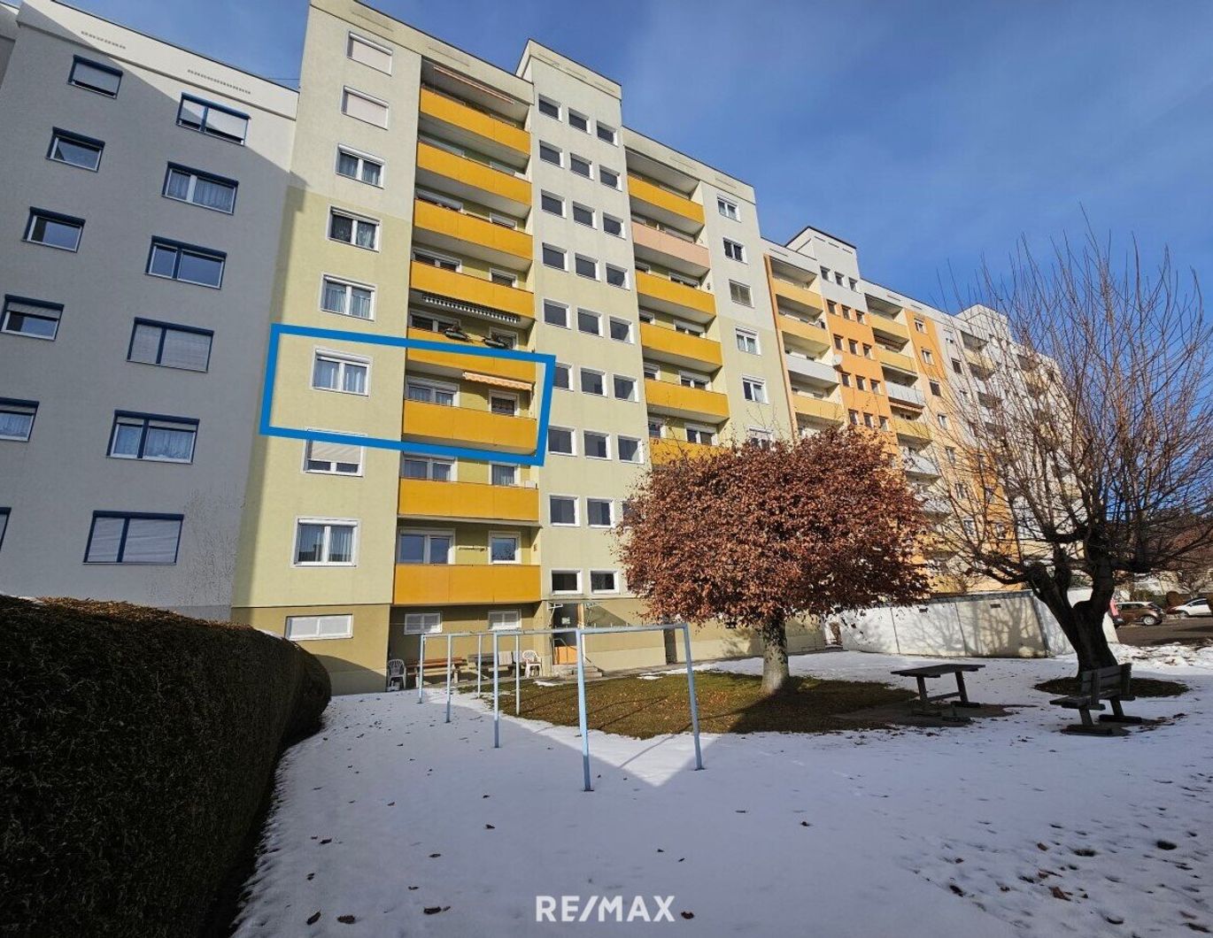 Sonnige 3-Zimmer-Eigentumswohnung mit 2 Loggias in beliebter Wohnlage