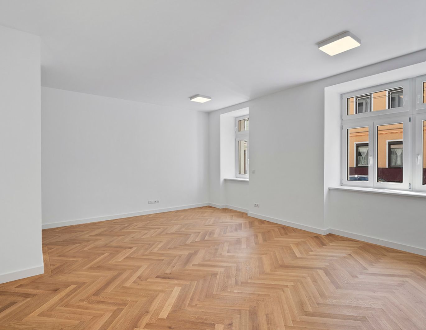 Hochwertig sanierte Altbauwohnung mit Freiflächen