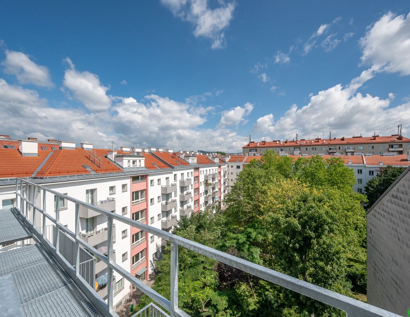 TRAUMHAFTER AUSBLICK *JETZT BEZUGSFERTIG*