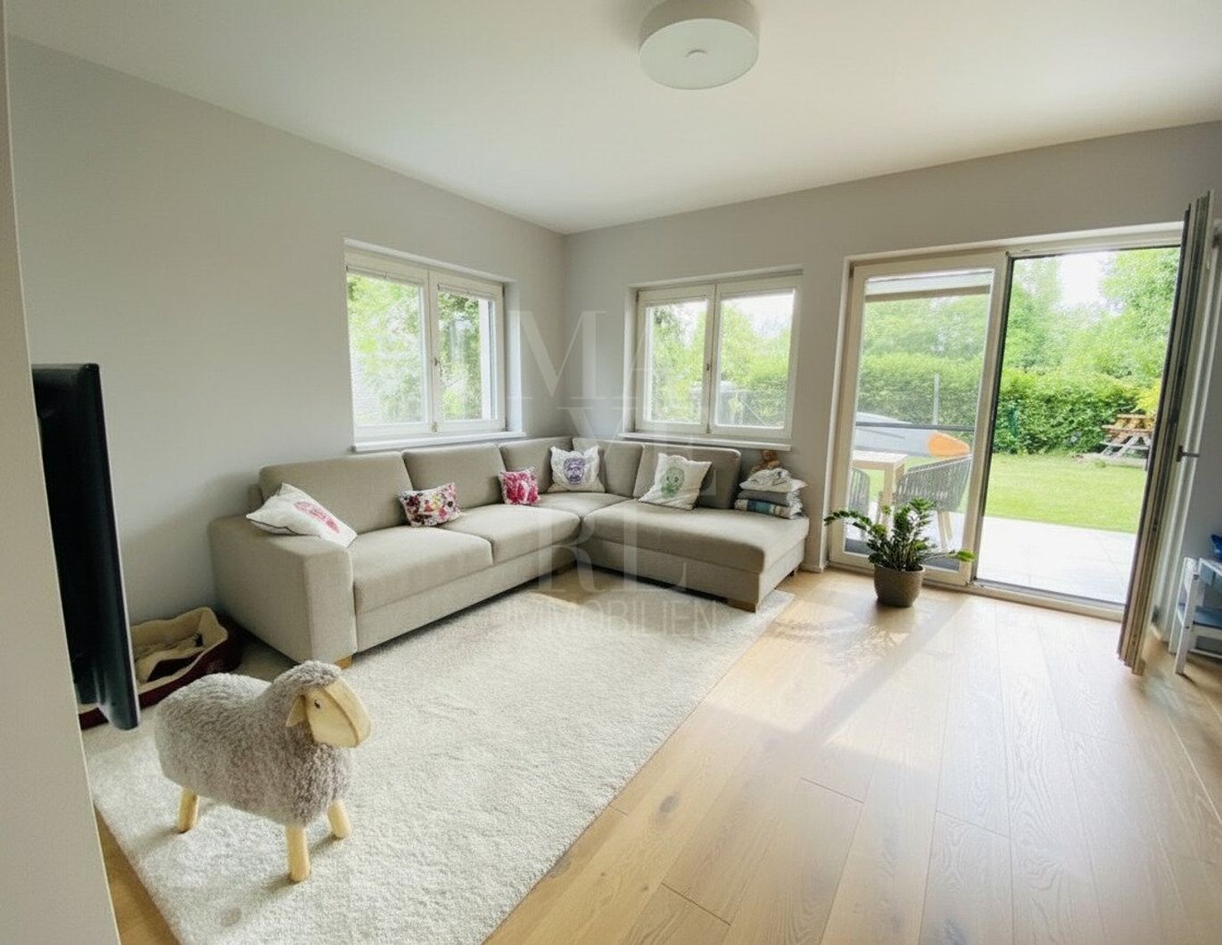 Haus direkt am Mühlwasser - Wärmepumpe und Photovoltaik Anlage