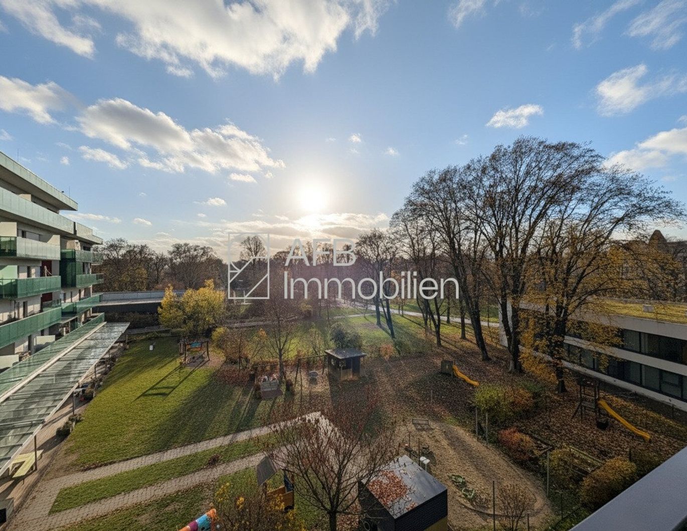 Urbanes Wohnen mit Rückzugsqualität - 2 Zimmerwohnung mit sonniger Südterrasse und Tiefgaragenabstellplatz