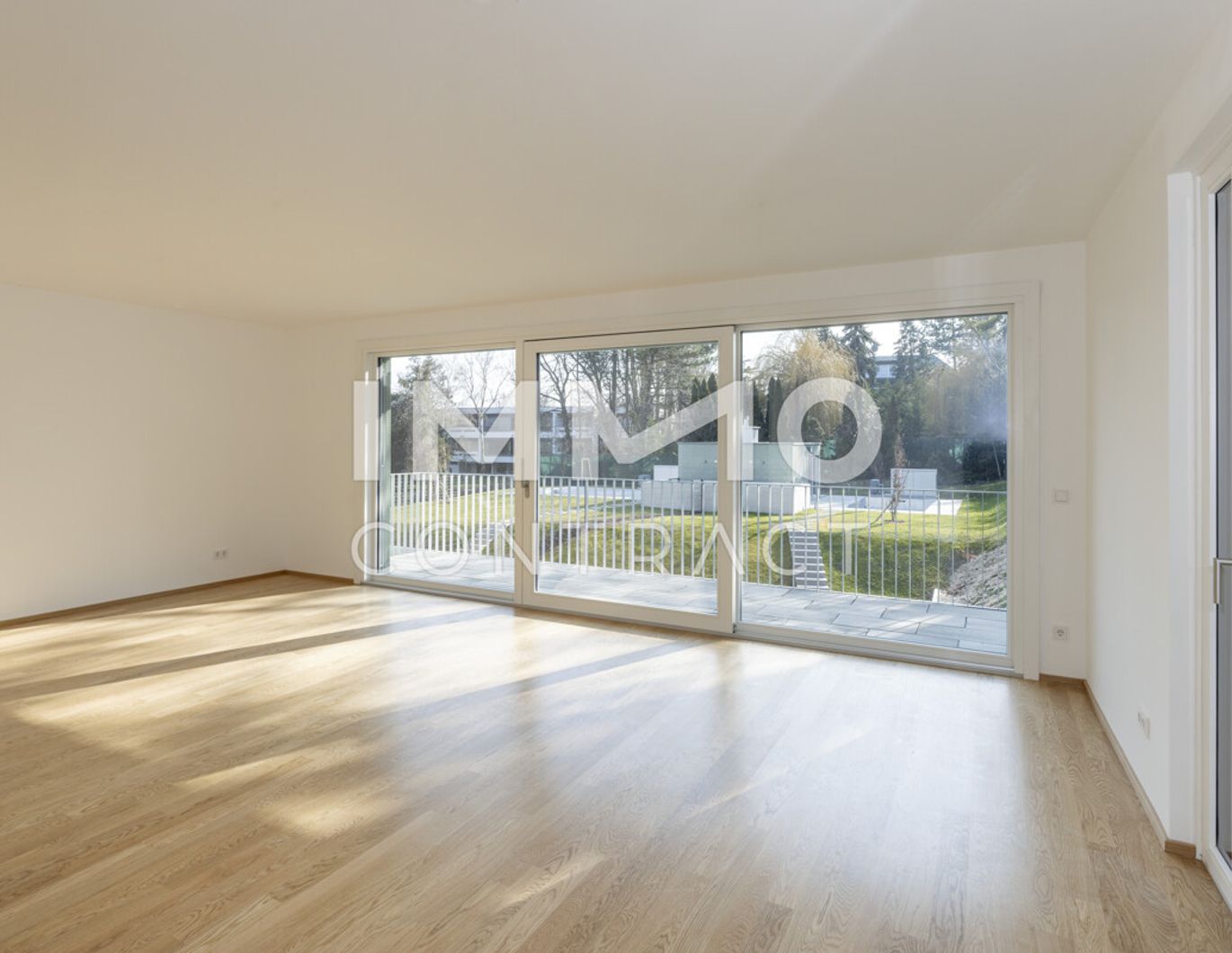 Wohnen auf höchstem Niveau in den Weinbergen! 3 Zimmer + ca. 104 m² Eigengarten!