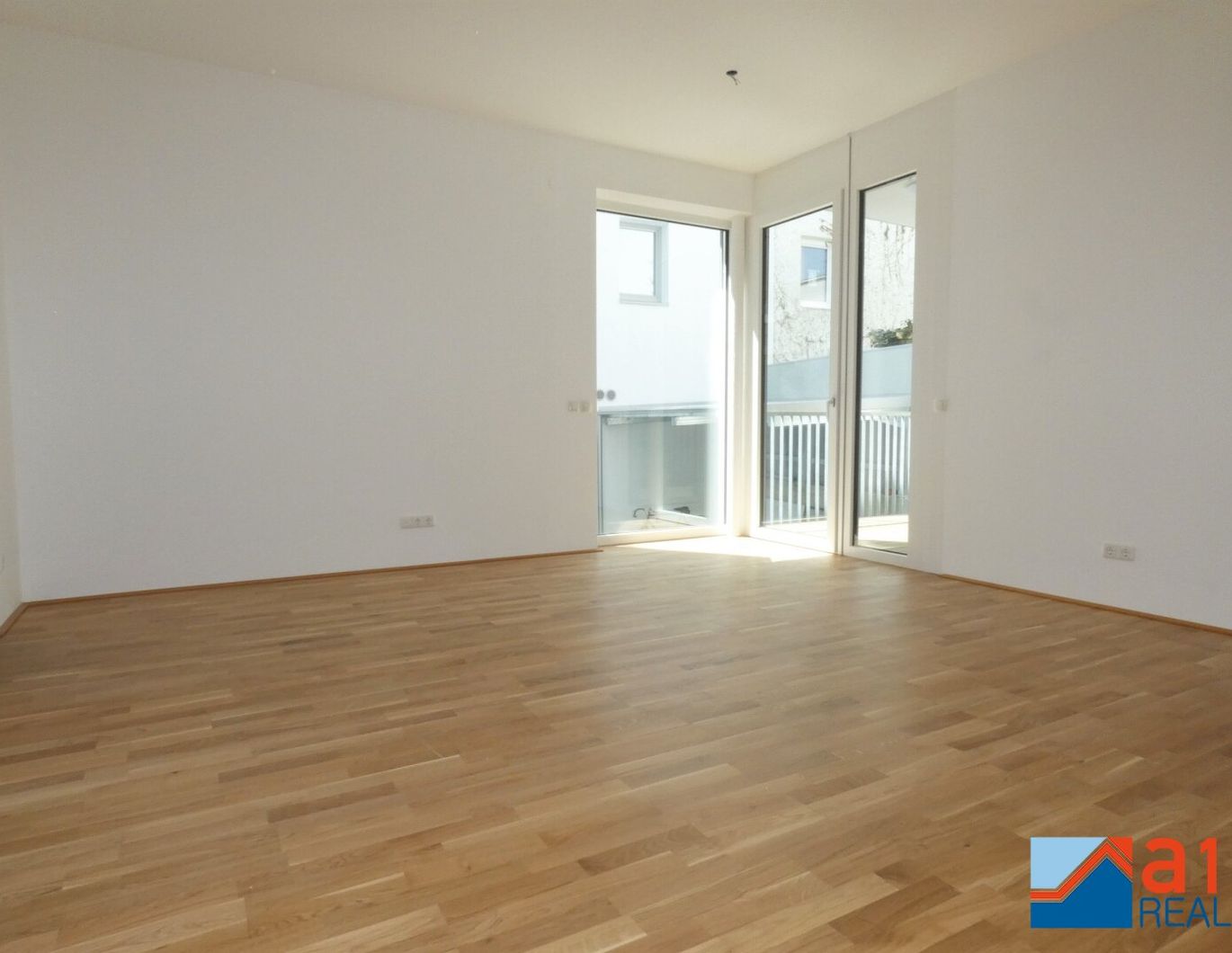 Ideal aufgeteilte Wohnung mit Loggia zu mieten!