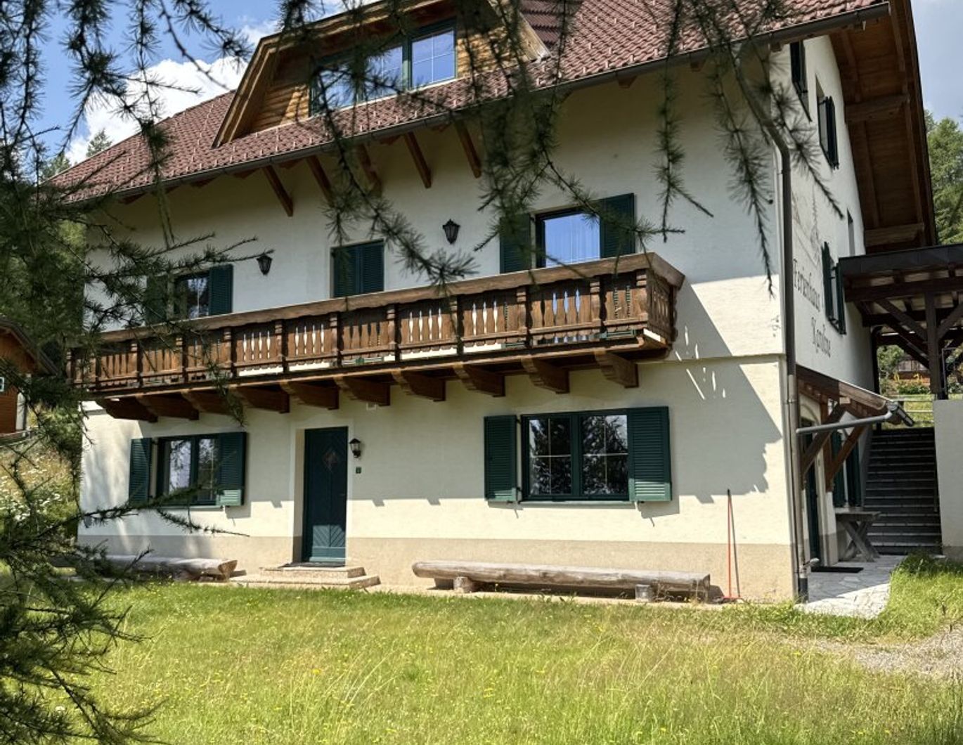 TRAUMLAGE ! FAMILIEN-FERIENWOHNUNG !! Zweitwohnsitz!! Apartments direkt an der Skipiste - Hochrindl