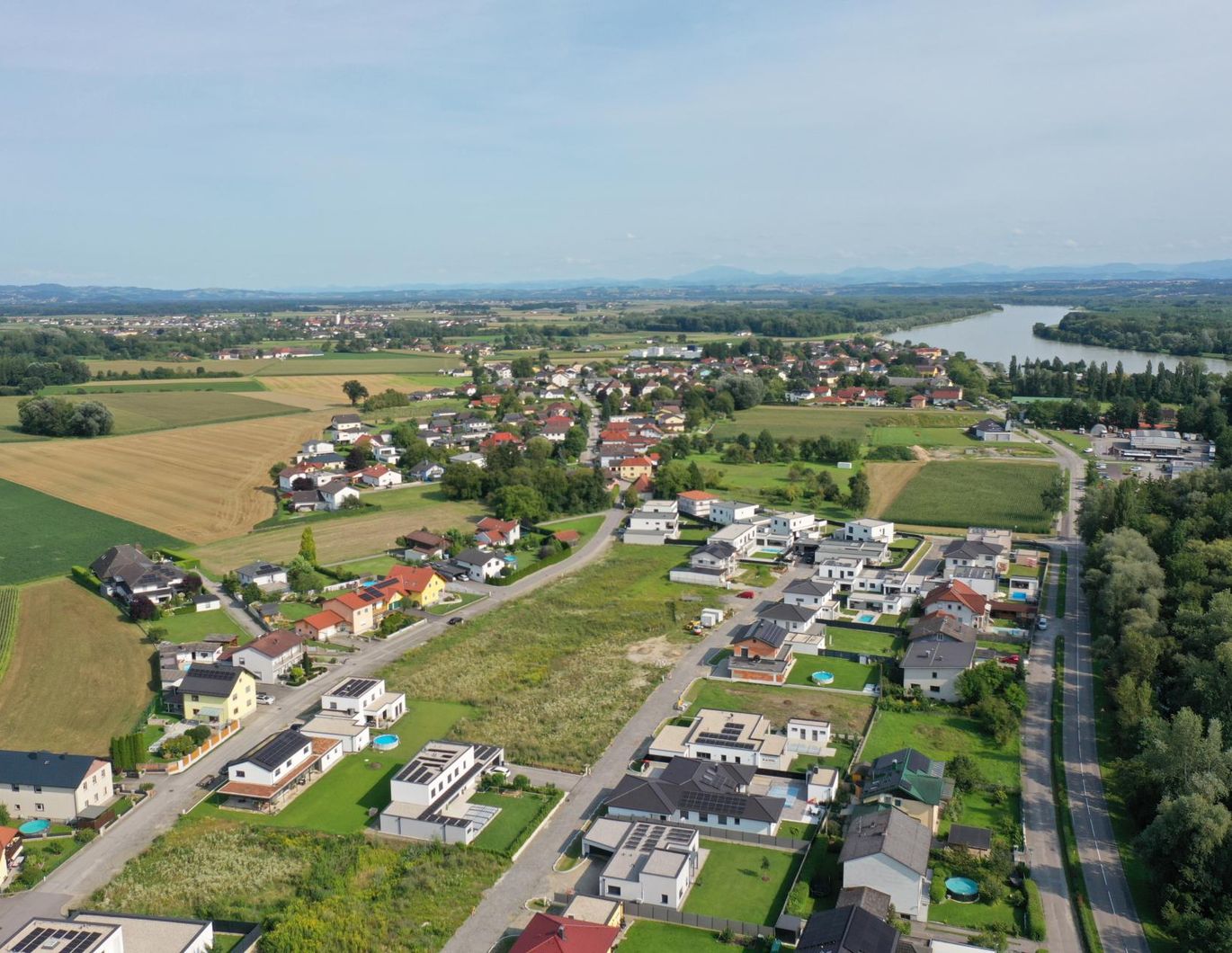 Doppelhäuser im DonAuland-provisionsfrei!