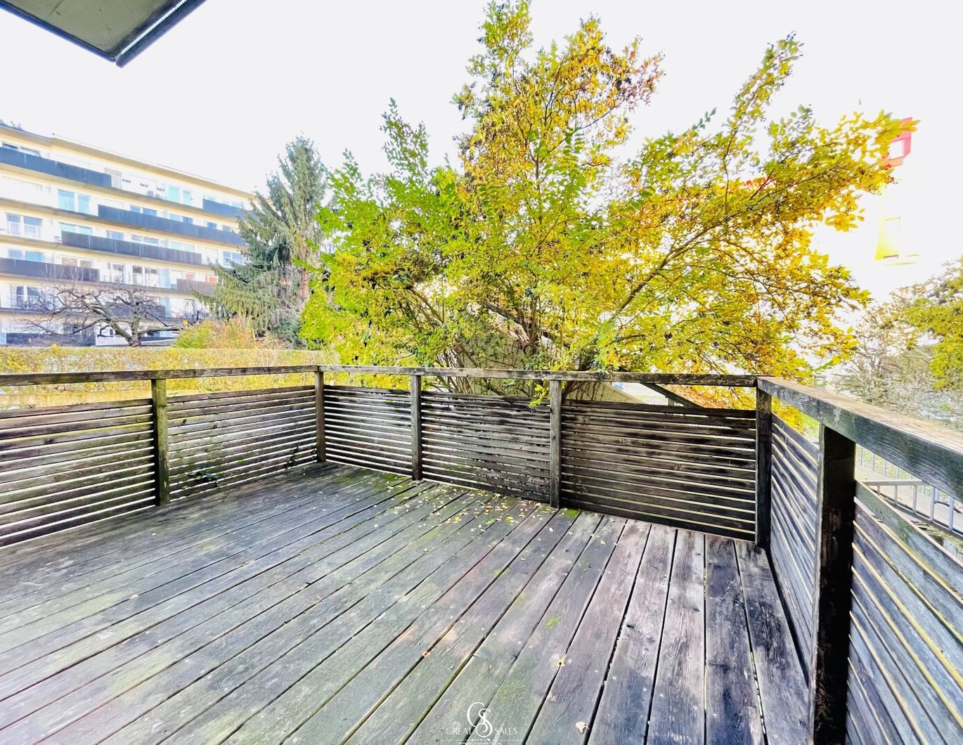 Helle 3-Zimmer-Wohnung mit Terrasse und Gemeinschaftsgarten in der Innenstadt