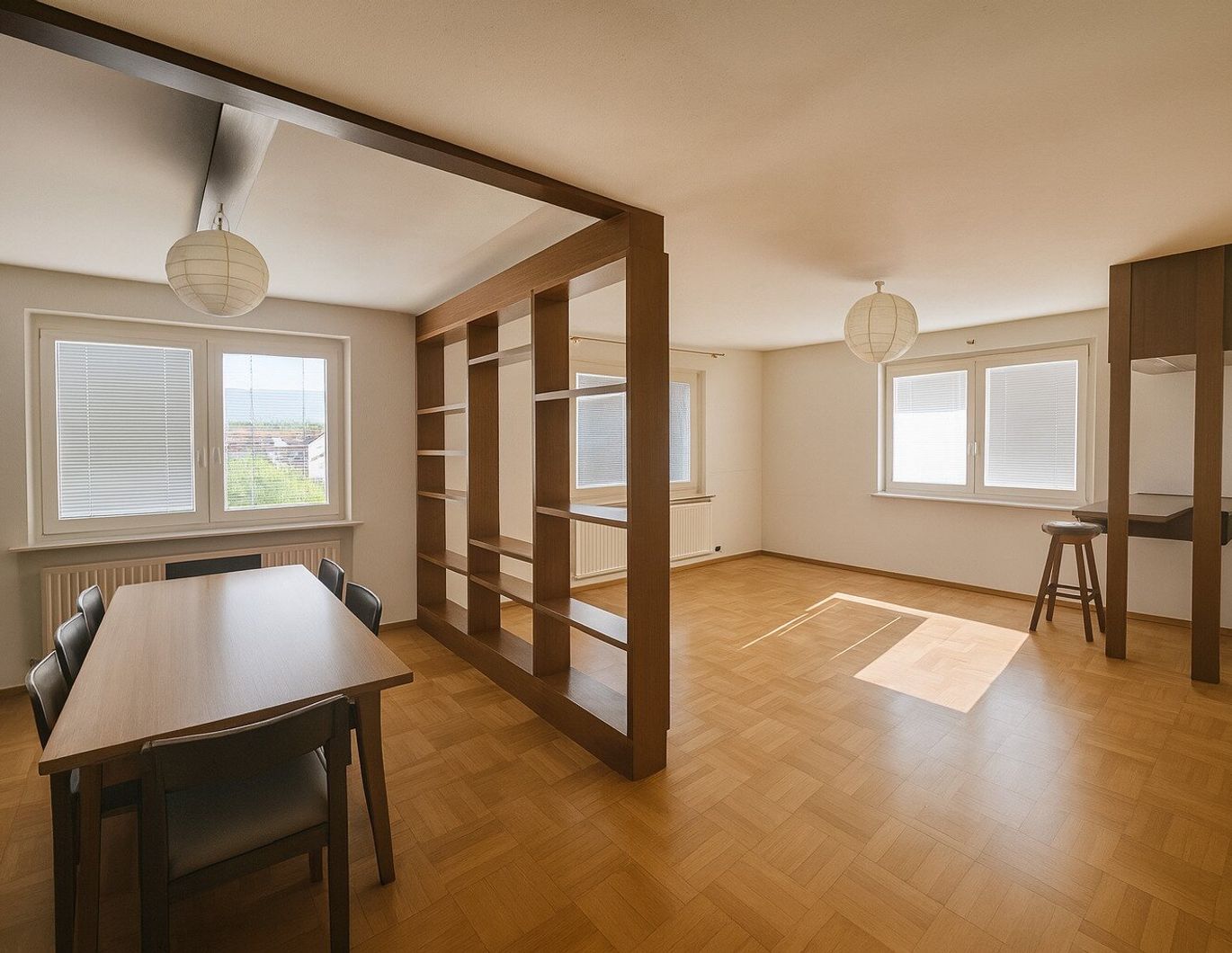 Geräumige teilmöblierte Wohnung mit Balkon in Zeltweg - Ihr neues Zuhause wartet