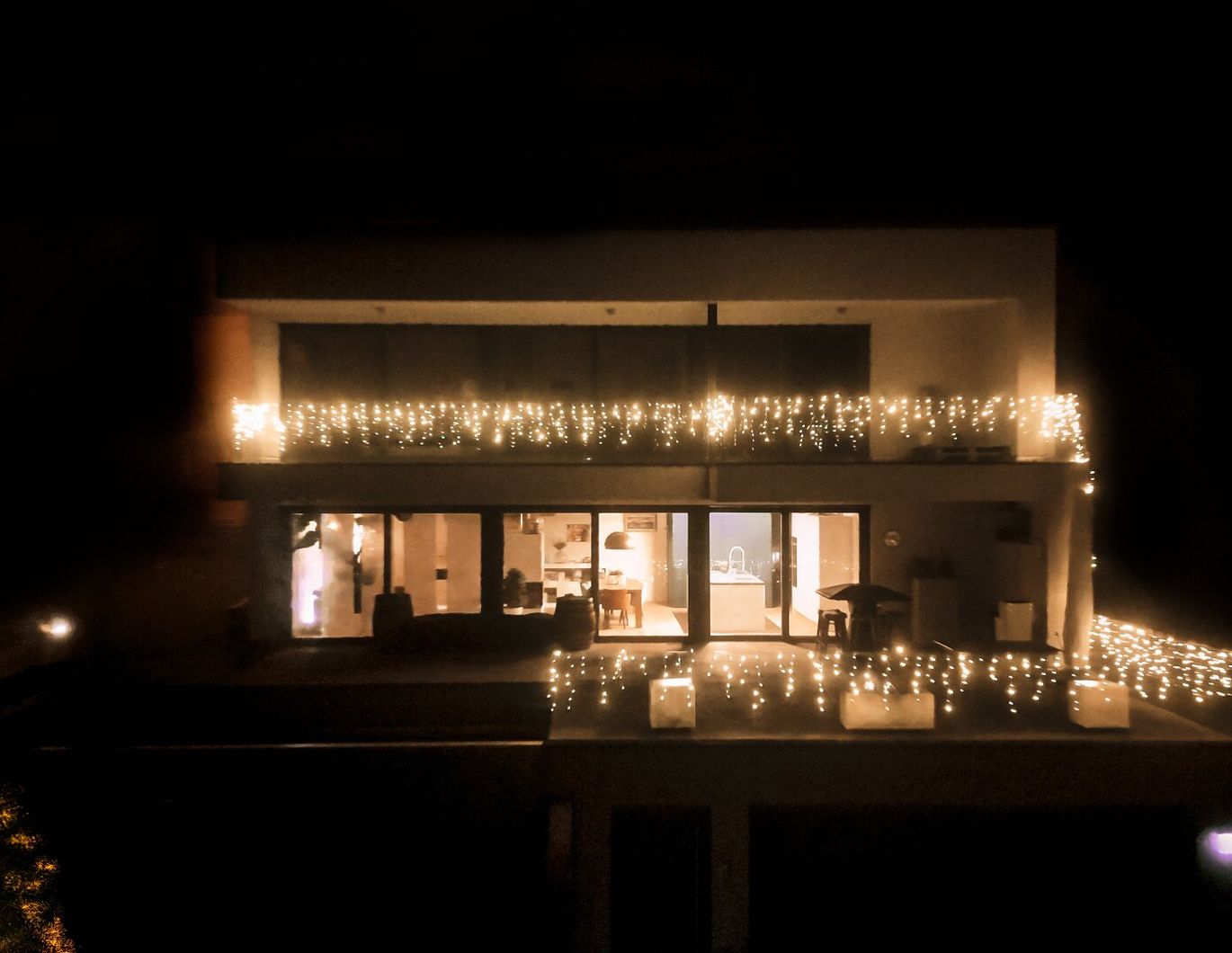 Lichterglanz & Weitblick - Christmas Living over LA.