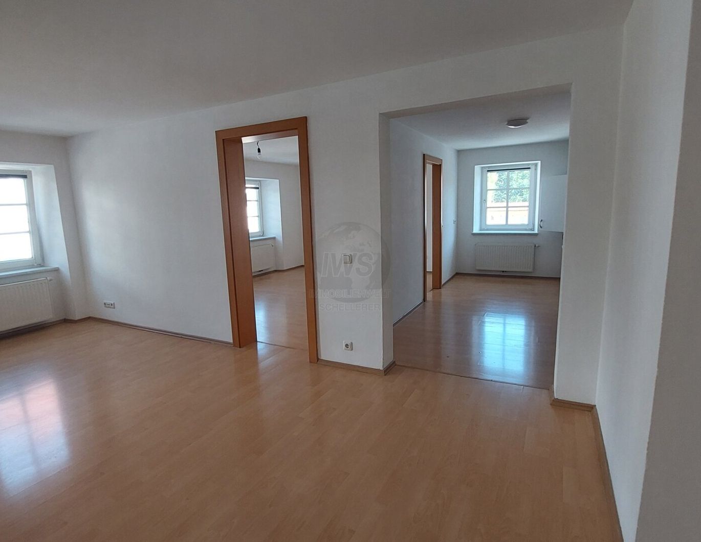 Moderne 3-Zimmer-Wohnung mit Terrasse und Fernwärme in Raab - Jetzt für nur 825.- € mieten!