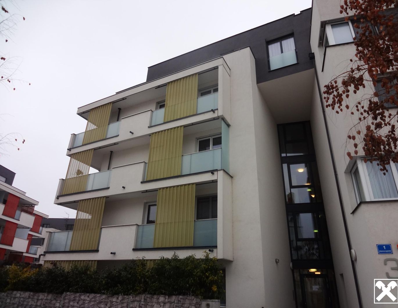 2 - Zimmer Eigentumswohnung mit Loggia ! Anlage mit ca. 3% Rendite!