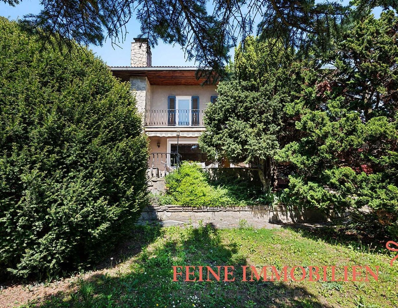 Toskanaflair trifft Midcentury Traum - Wohnen mit Stil und Seele