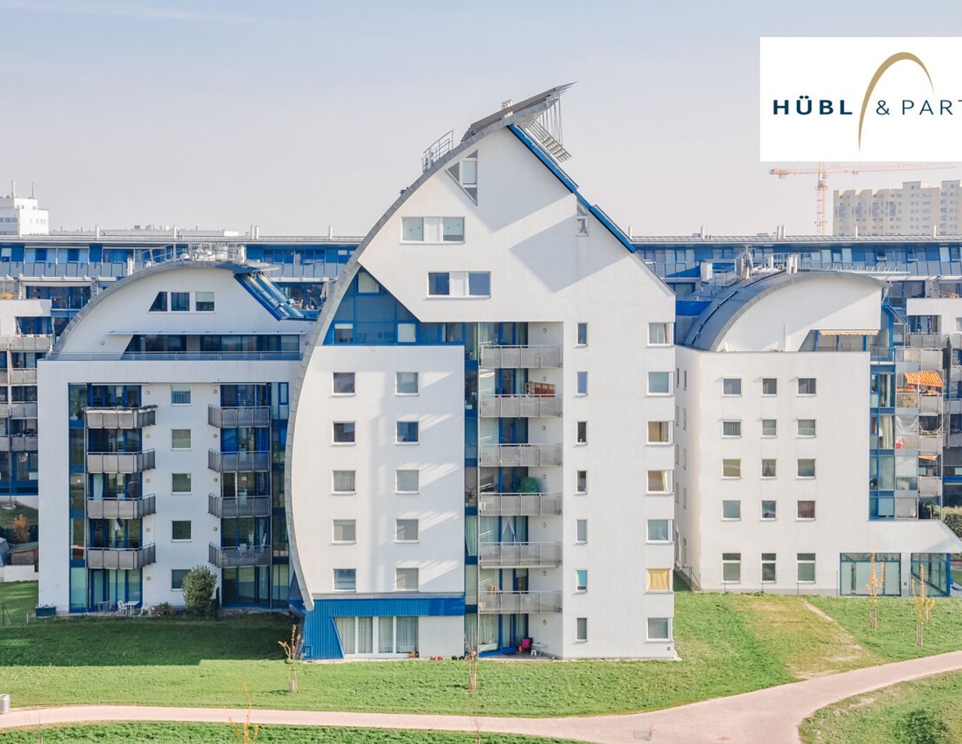 Helle 3-Zimmer-Wohnung | U1 Kagran | Loggia | Swimmingpool, Sauna, Fitnessraum