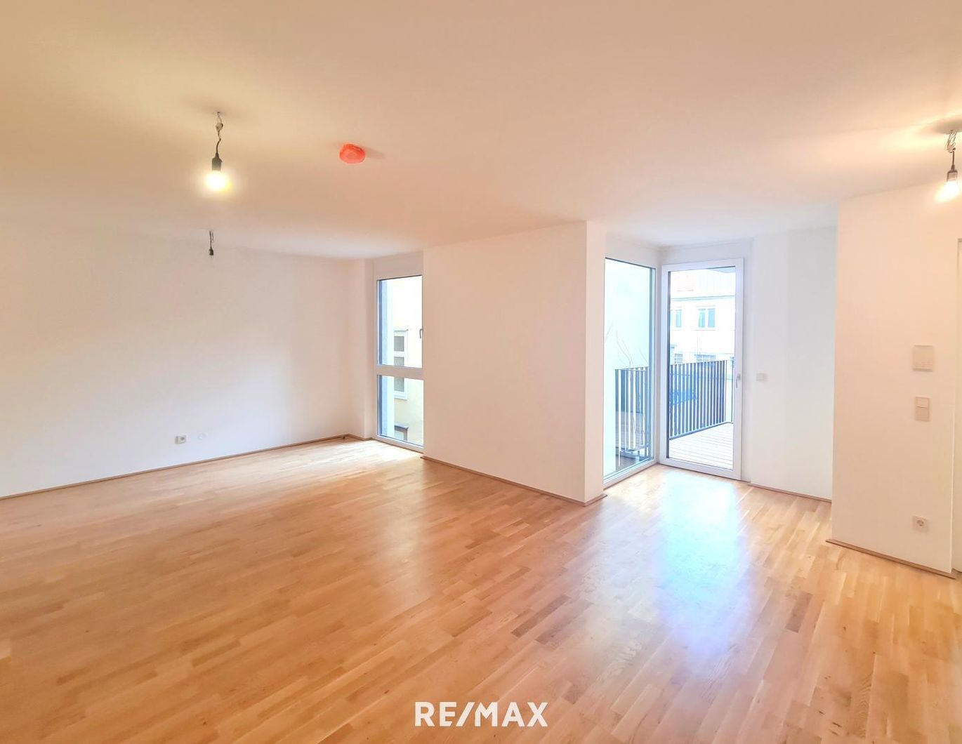3-Zimmer-Erstbezugs-Wohnung mit Balkon zum Innenhof nahe AKH