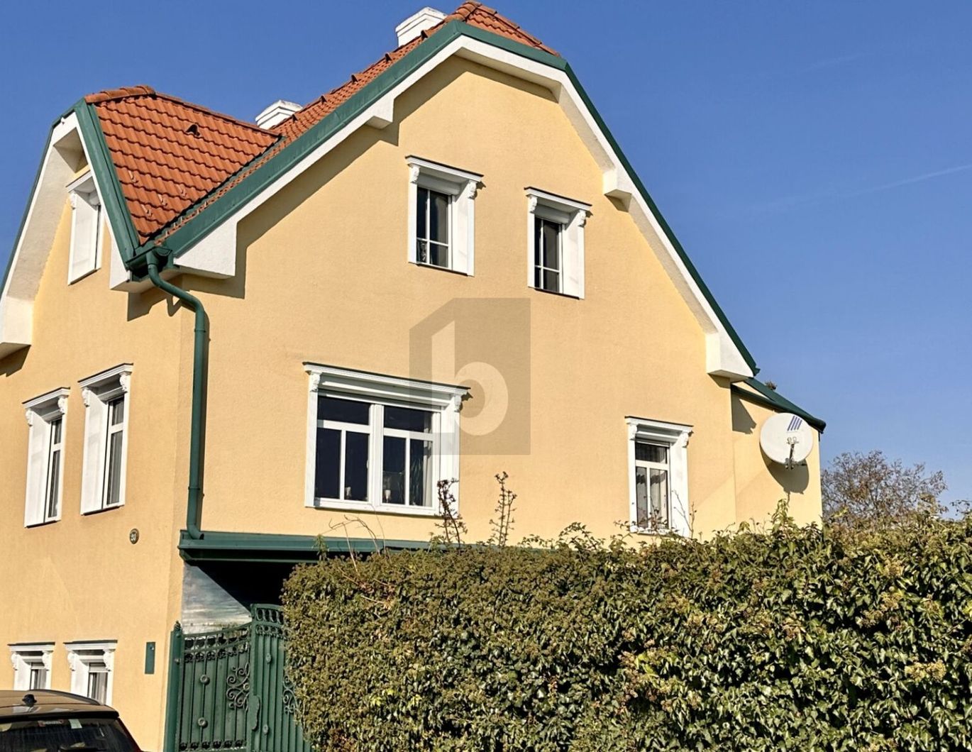 PREISHIT! STILVOLLE, GEPFLEGTE WOHLFÜHLOASE MIT 2 WOHN-EINHEITEN