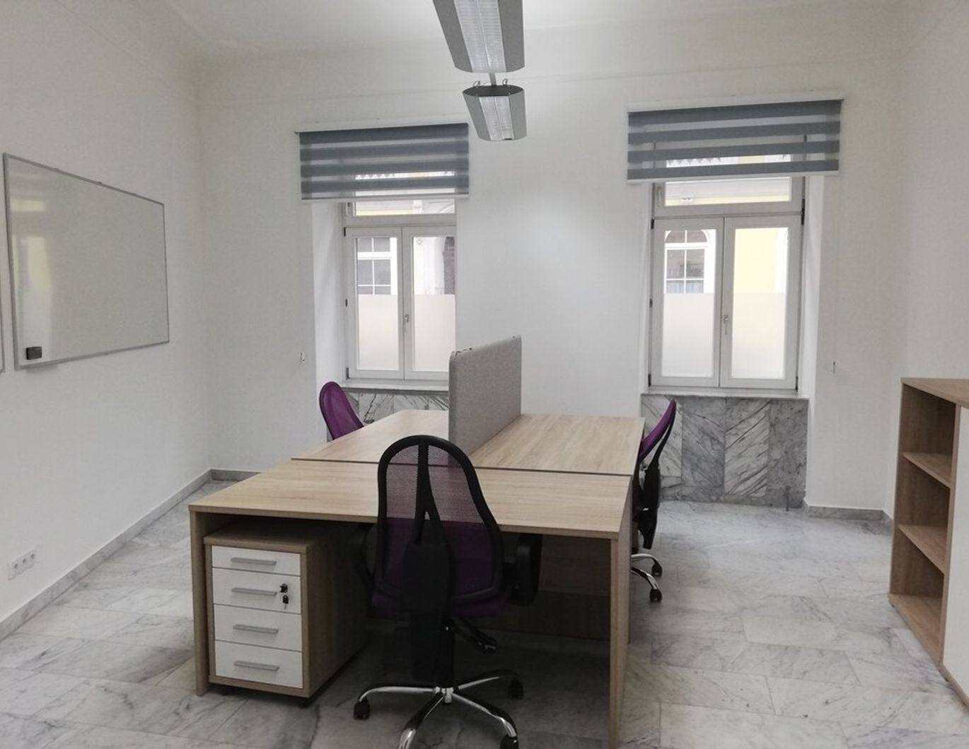 Nähe City Ikea - Gut, als Büro, vermietete - 2-ZImmer-Eigentums-WG - Unweit Westbahnhof und Mariahilfer Straße - Ideal für ANLEGER