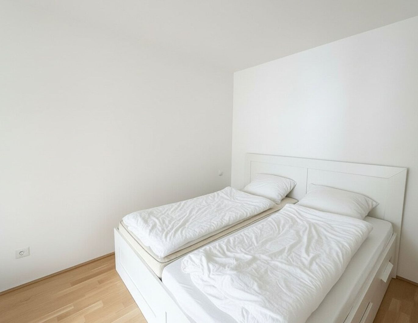 Perfekt für Singles & Paare: 2-Zimmer-Wohnung mit Balkon nahe U1 Rennbahnweg