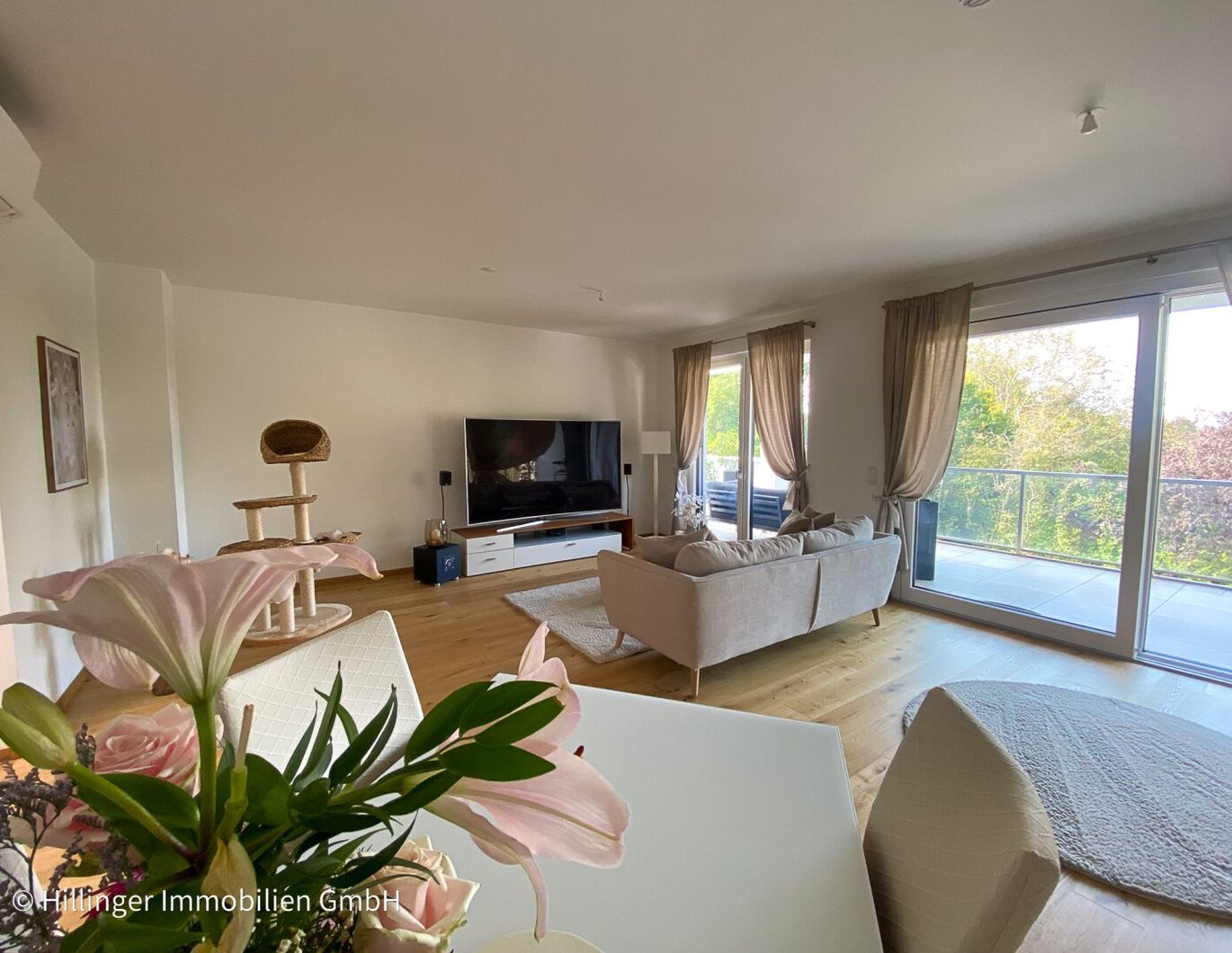 Exklusive Dachgeschosswohnung mit Terrasse in Top-Lage Groß-Enzersdorf samt 2 Tiefgaragenplätzen
