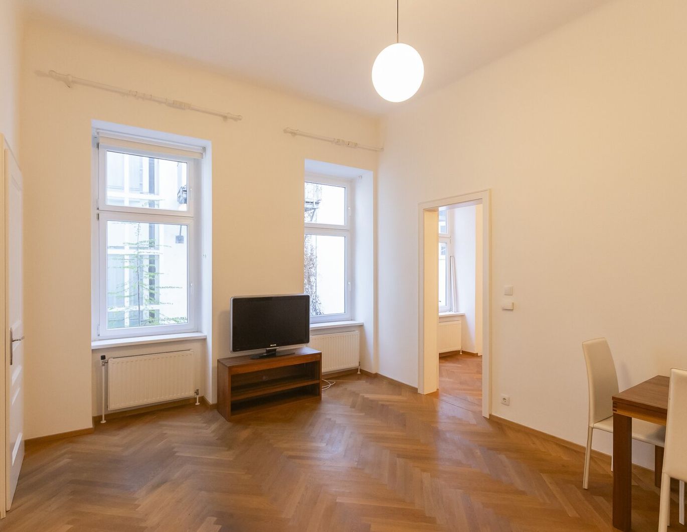 Leibenfrostgasse - hofseitiger 2 Zimmer Altbau zu verkaufen