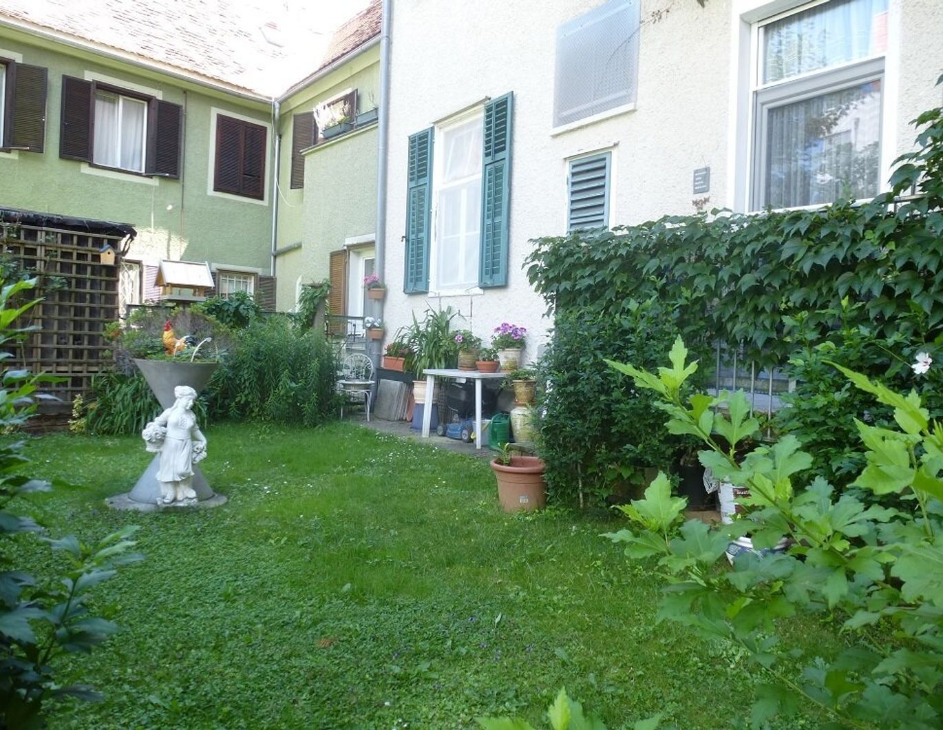 Wunderschöne, vermietete Wohnung in absoluter Bestlage direkt gegenüber der Karl-Franzens-Universität!