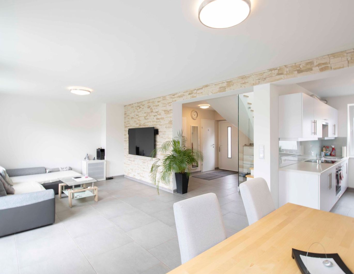 Zuhause im Grünen: modernes und gepflegtes Eigenheim mit Wohlfühlatmosphäre und Garten