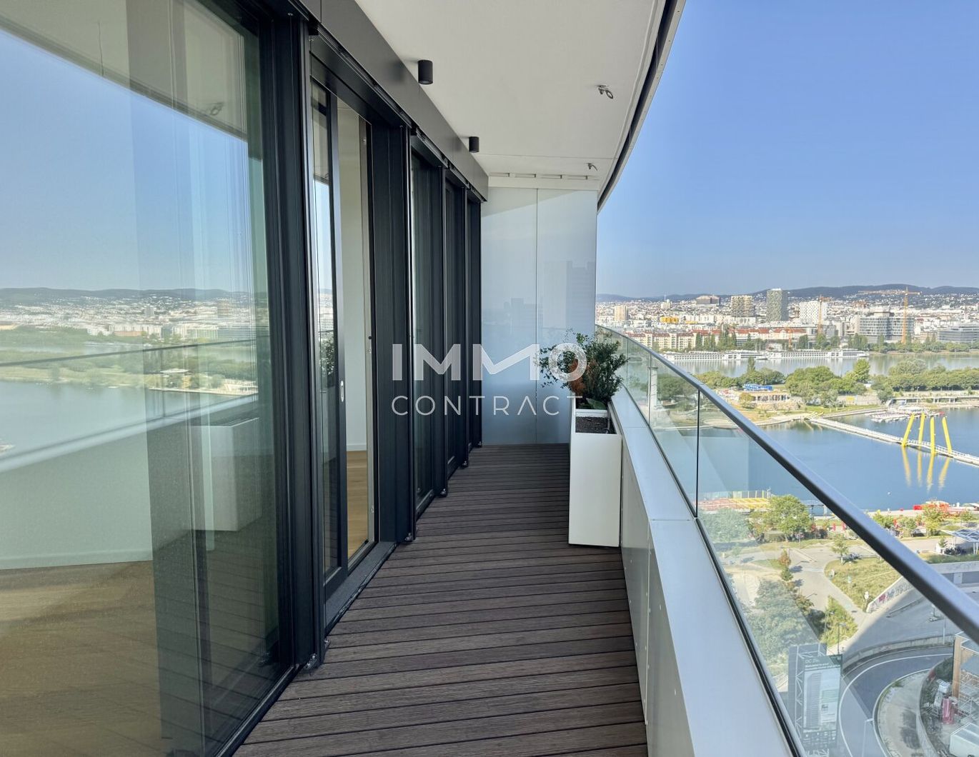 Höchste Wohnkultur - 2 Zimmer Highlight in DANUBEFLATS inkl. Wellness, Gym and Pool