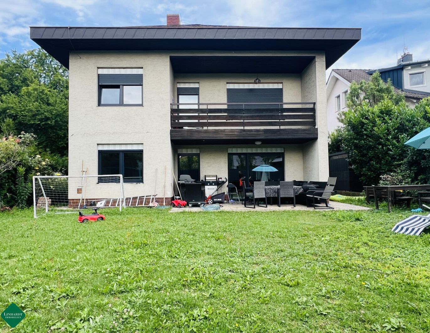 Haus mit vielen Möglichkeiten (Ein - Zweifamilienhaus)