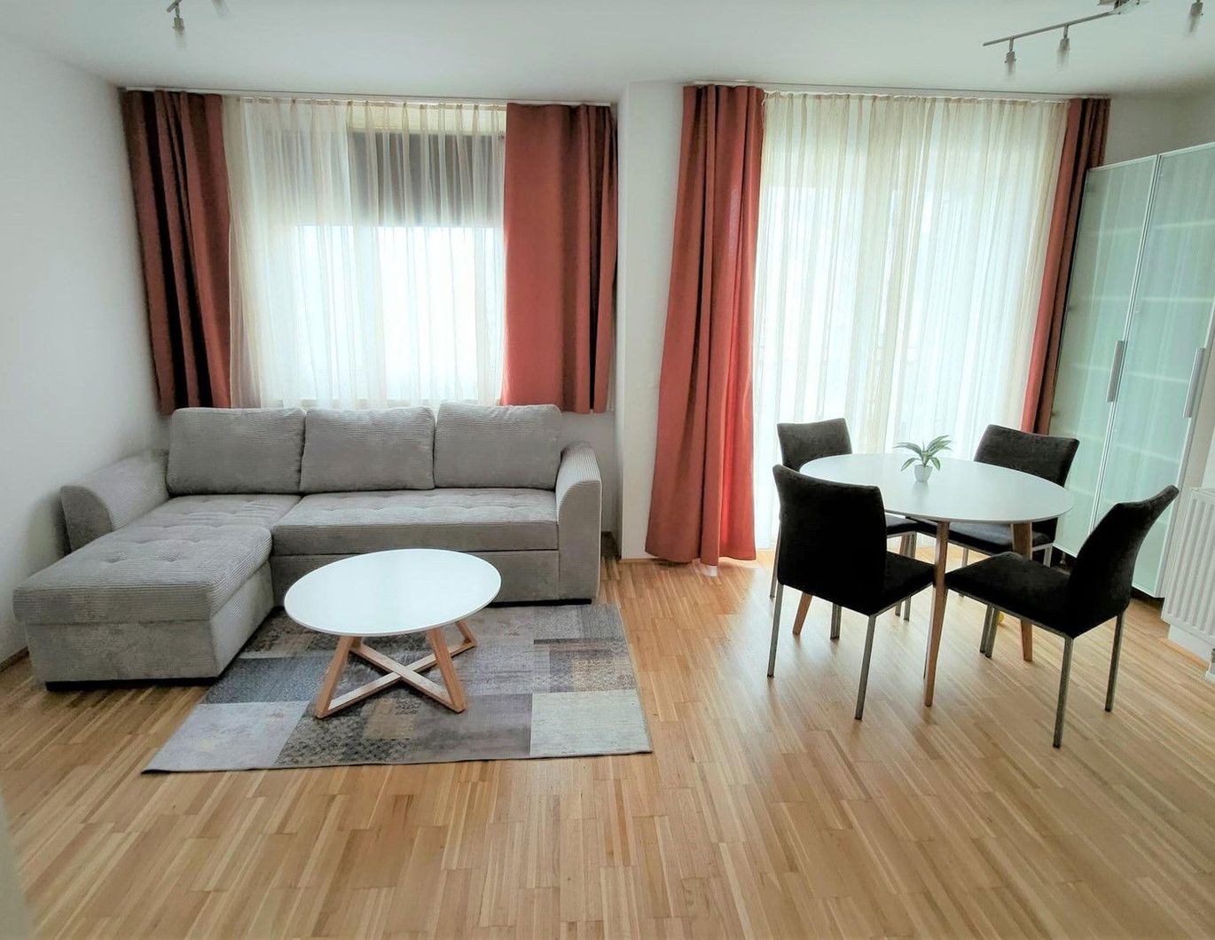 Wunderschöne, sonnige und lichtdurchflutete 2-Zimmer Neubau-Wohnung mit Garage | Nähe U1 Kagran