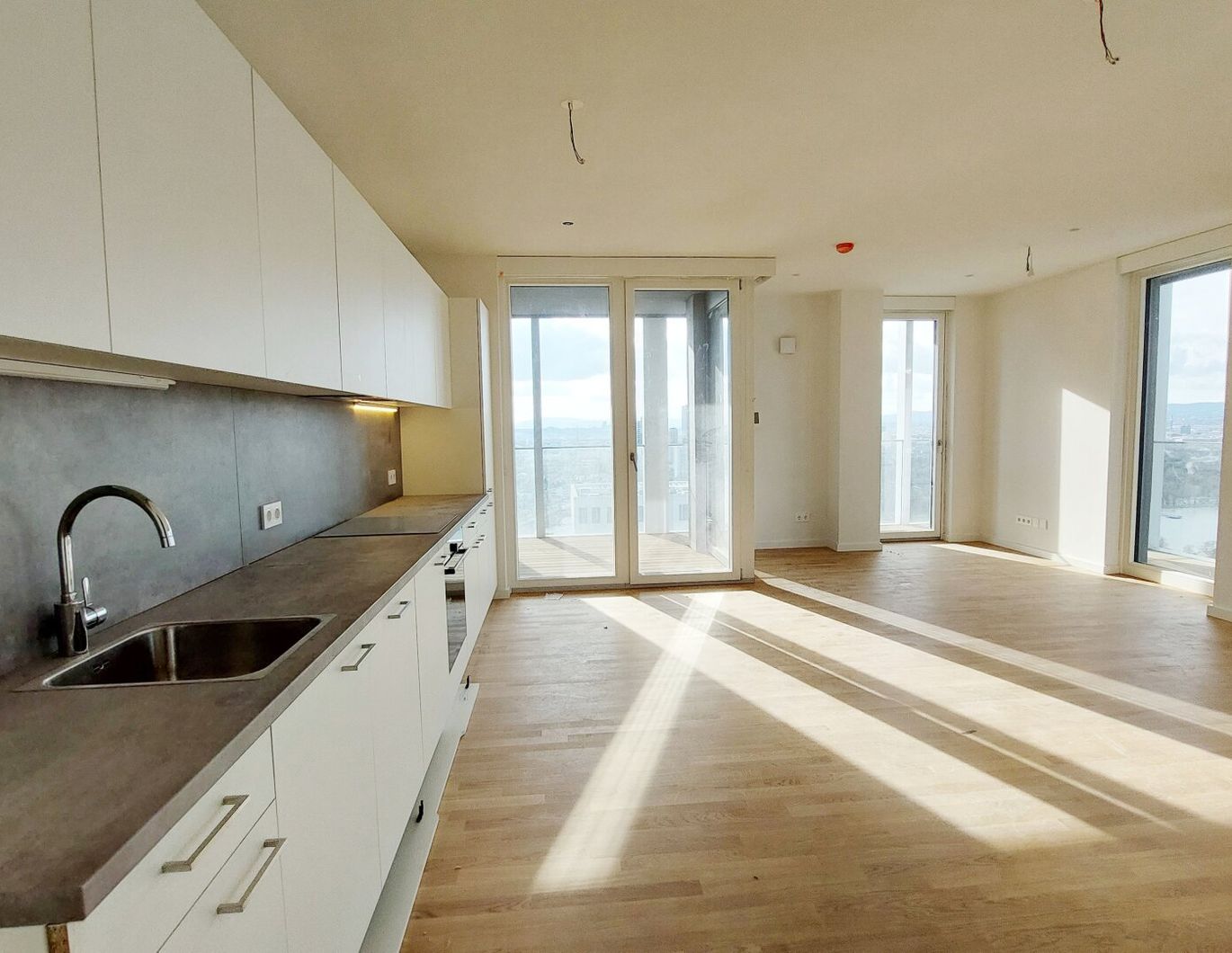 Rooftop Living bei der U1 Kagran - TOWER HOMES