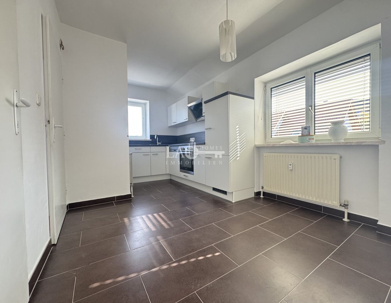 KOMPAKTES WOHNVERGNÜGEN !