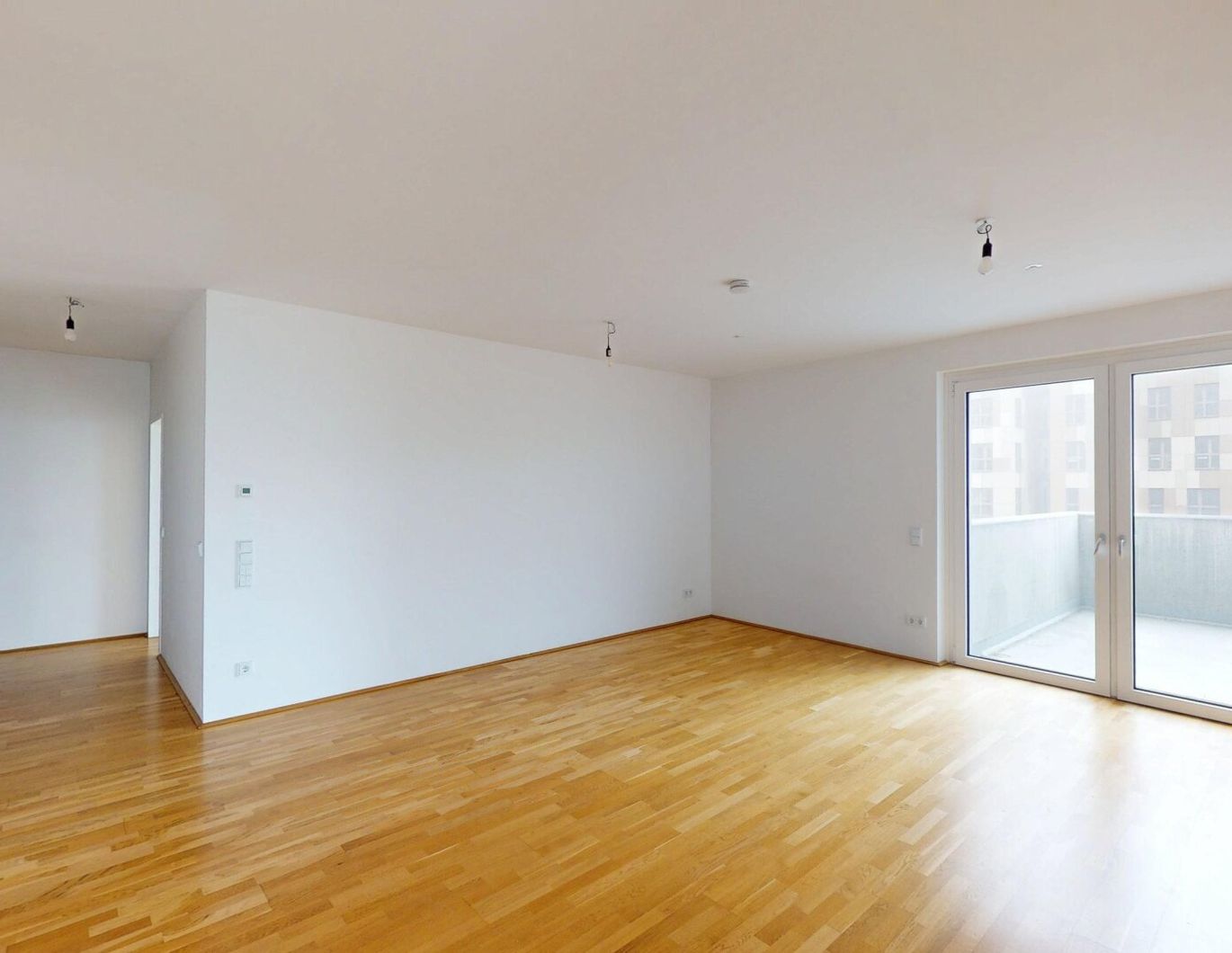 orea | Stilvolle 3-Zimmer Wohnung mit Balkon und und herrlichem Ausblick in der Seestadt | Smart besichtigen · Online anmieten