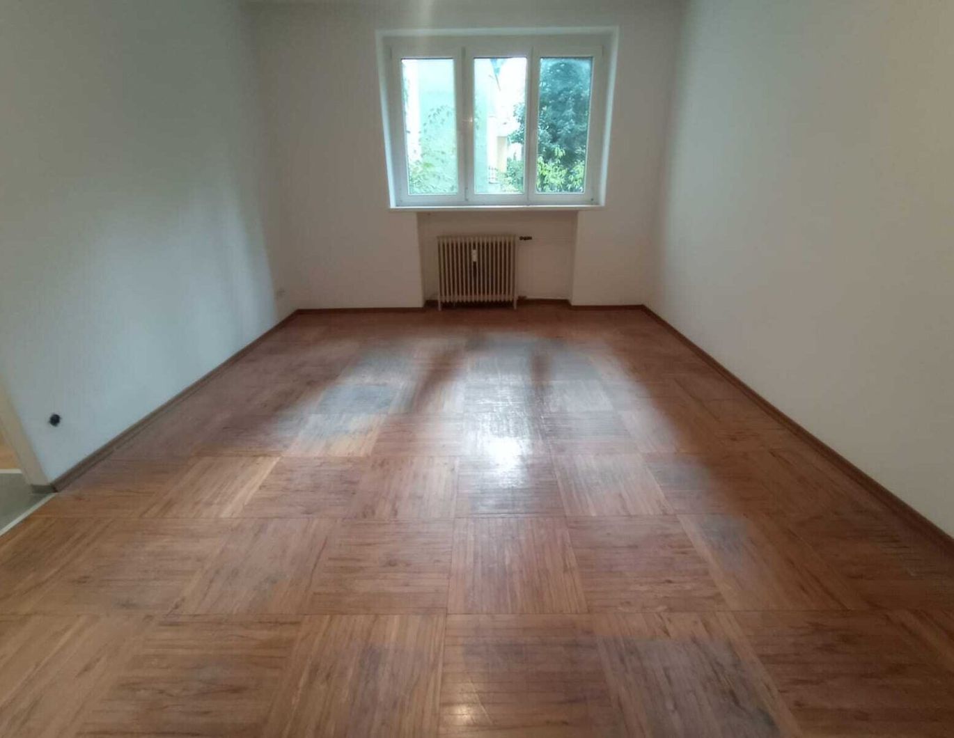 HOFRUHELAGE ! sonnige 2 Zimmerwohnung - Nähe Hohe Warte zu vermieten!