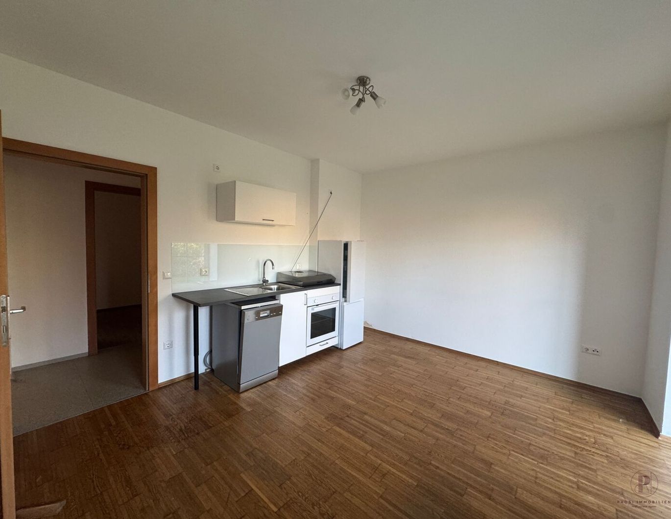 *40m² Garten-Wohnung mit Küche Nähe Ortszentrum von Bad Waltersdorf