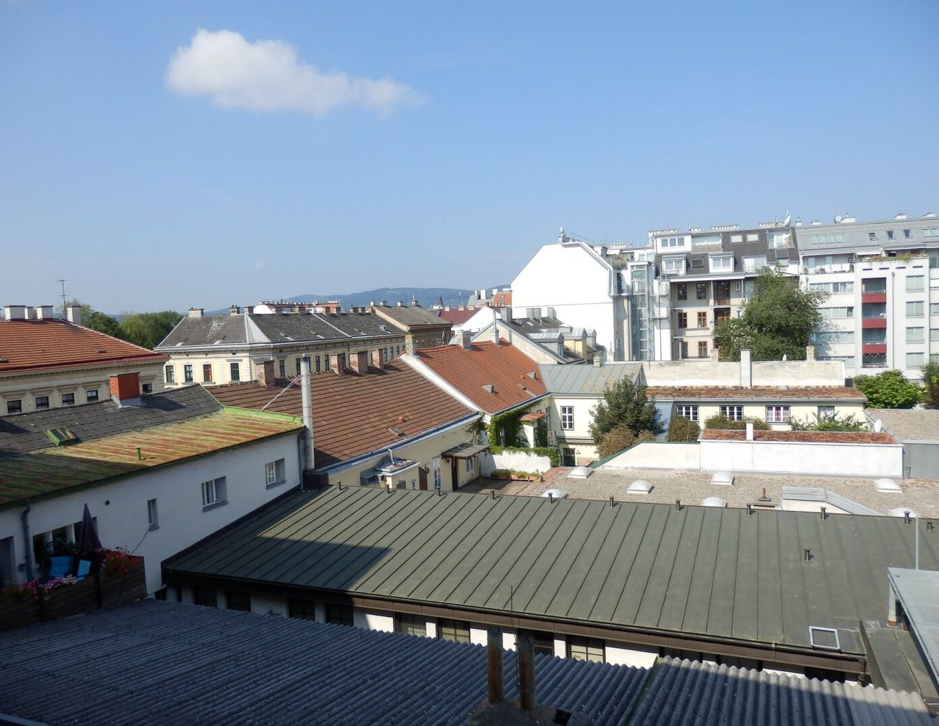 RUHIGE, HOFSEITIGE 2 Zimmer Neubauwohnung - IDEALE AUFTEILUNG!
