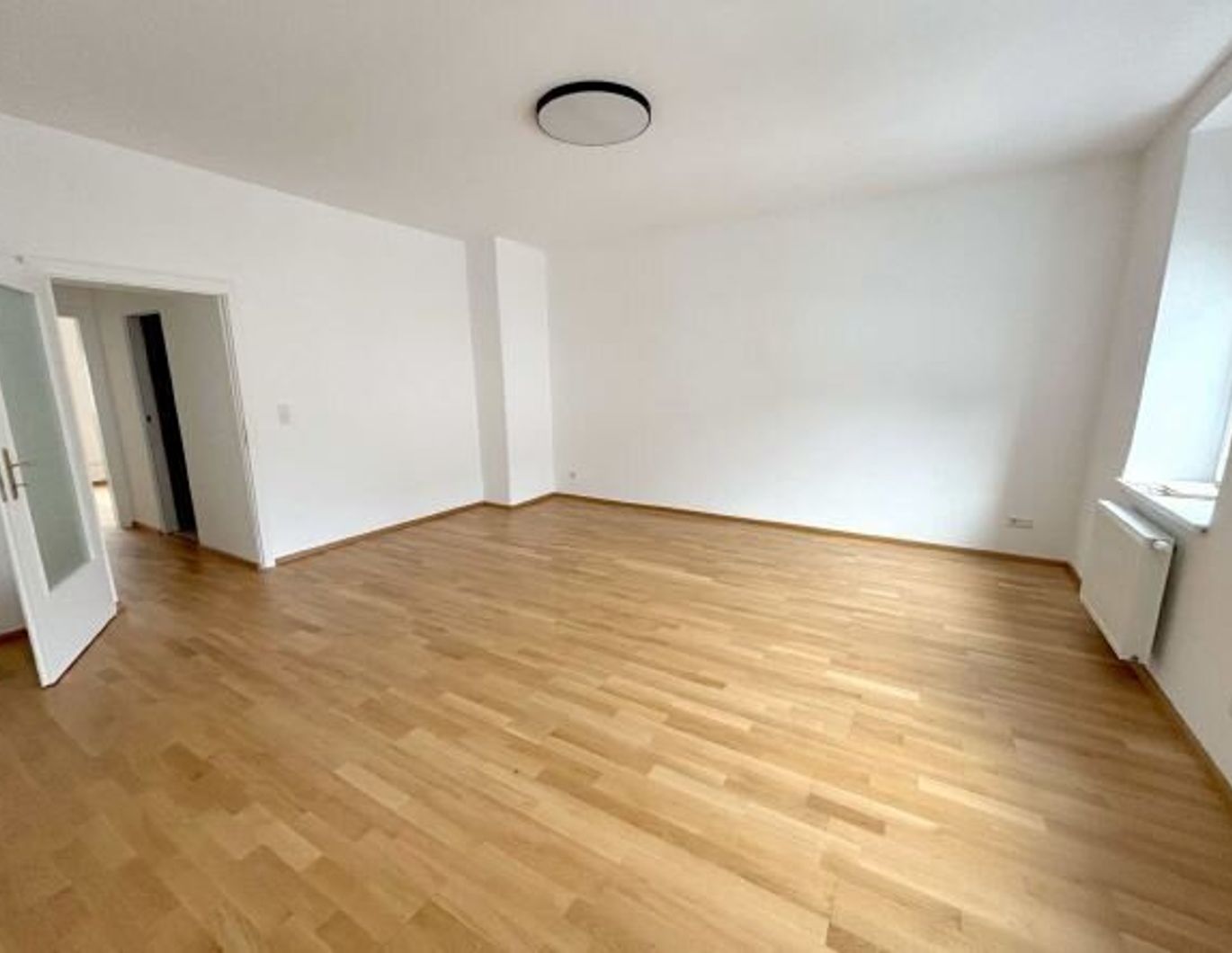 Zwei Zimmer-Wohnung direkt bei U3 Schweglerstraße