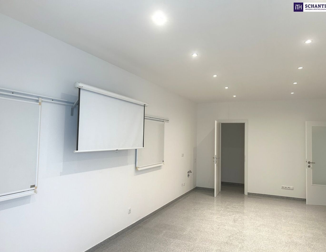 Seminarraum oder doch Kleinwohnung? Modernes Badezimmer und ein Abstellraum - in Reiteregg Gemeinde Sankt Bartholomä