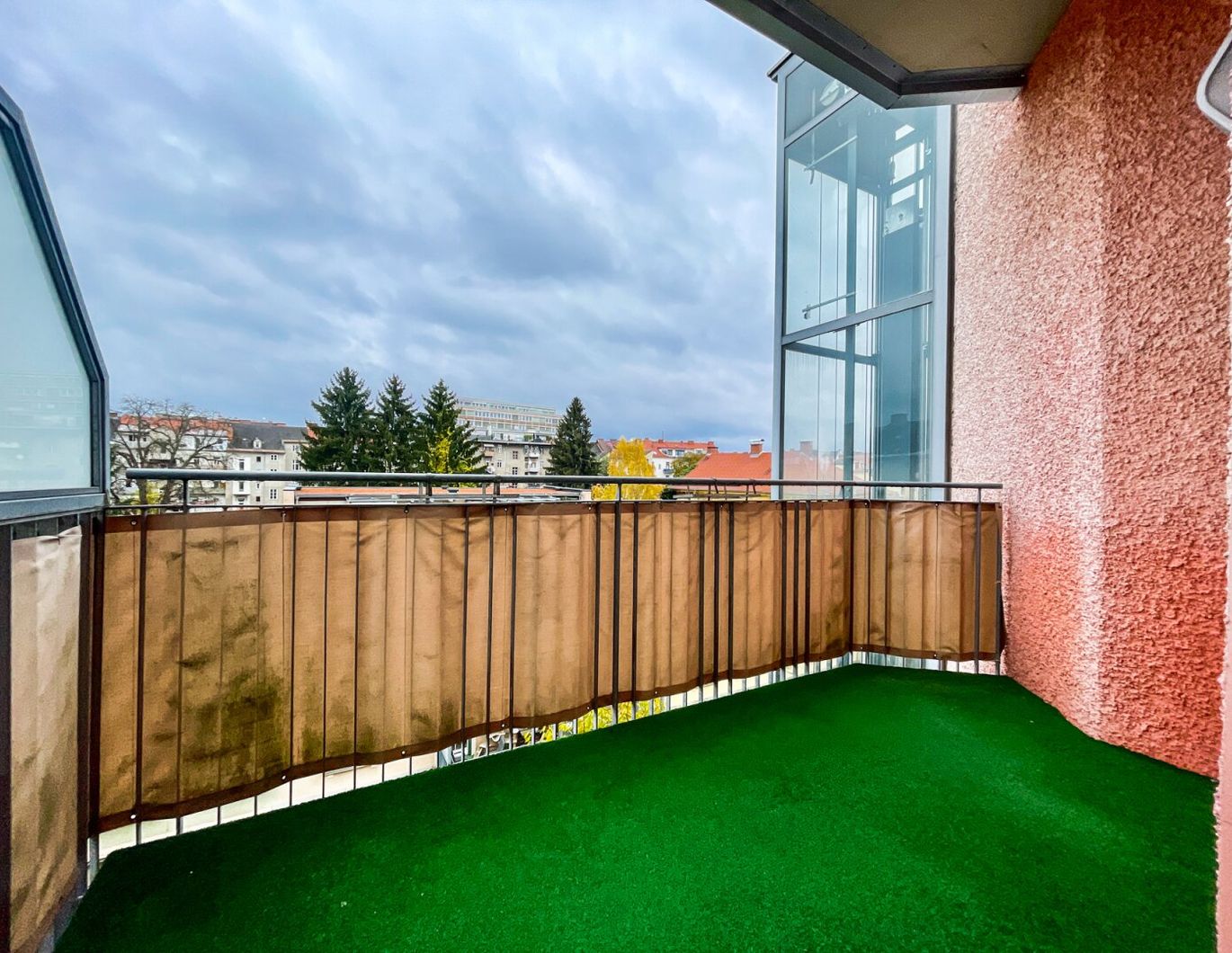 AB 01.01.2026 VERFÜGBAR I INNENHOFRUHELAGE I OPTIMALE VERKEHRSANBINDUNG I ZENTRAL & RUHIG I BALKON I HAUSTIERE WILLKOMMEN I PROJEKT WOHNEN