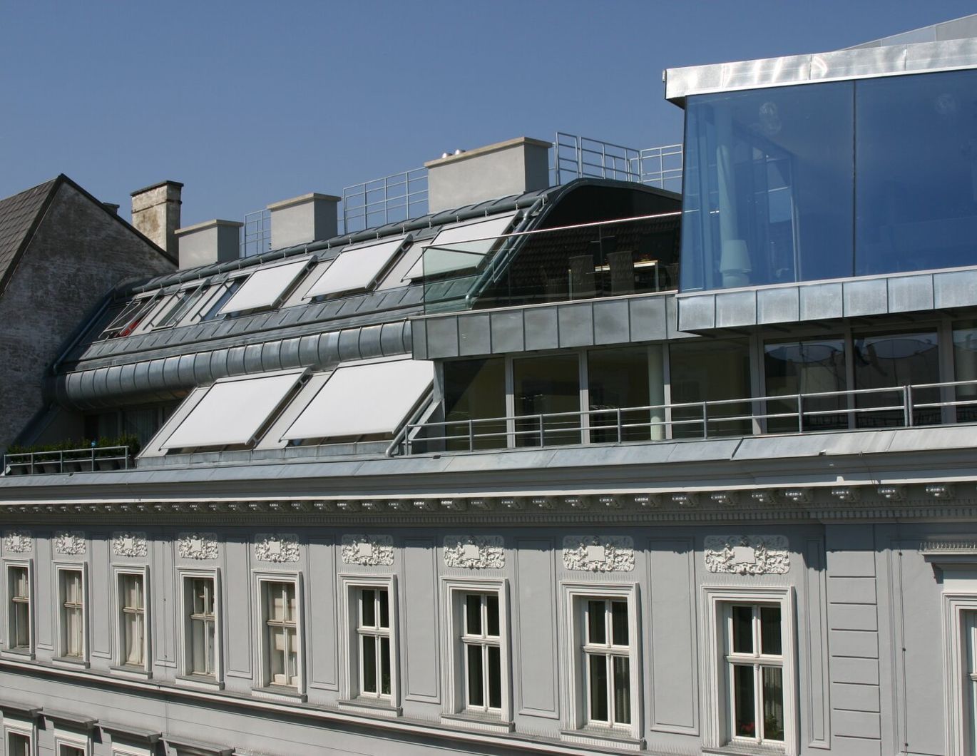 DEMOOBJEKT! Luxus Wienblick-Dachgeschosswohnung mit Wintergarten, offenen Kamin, Sauna und Weinkeller