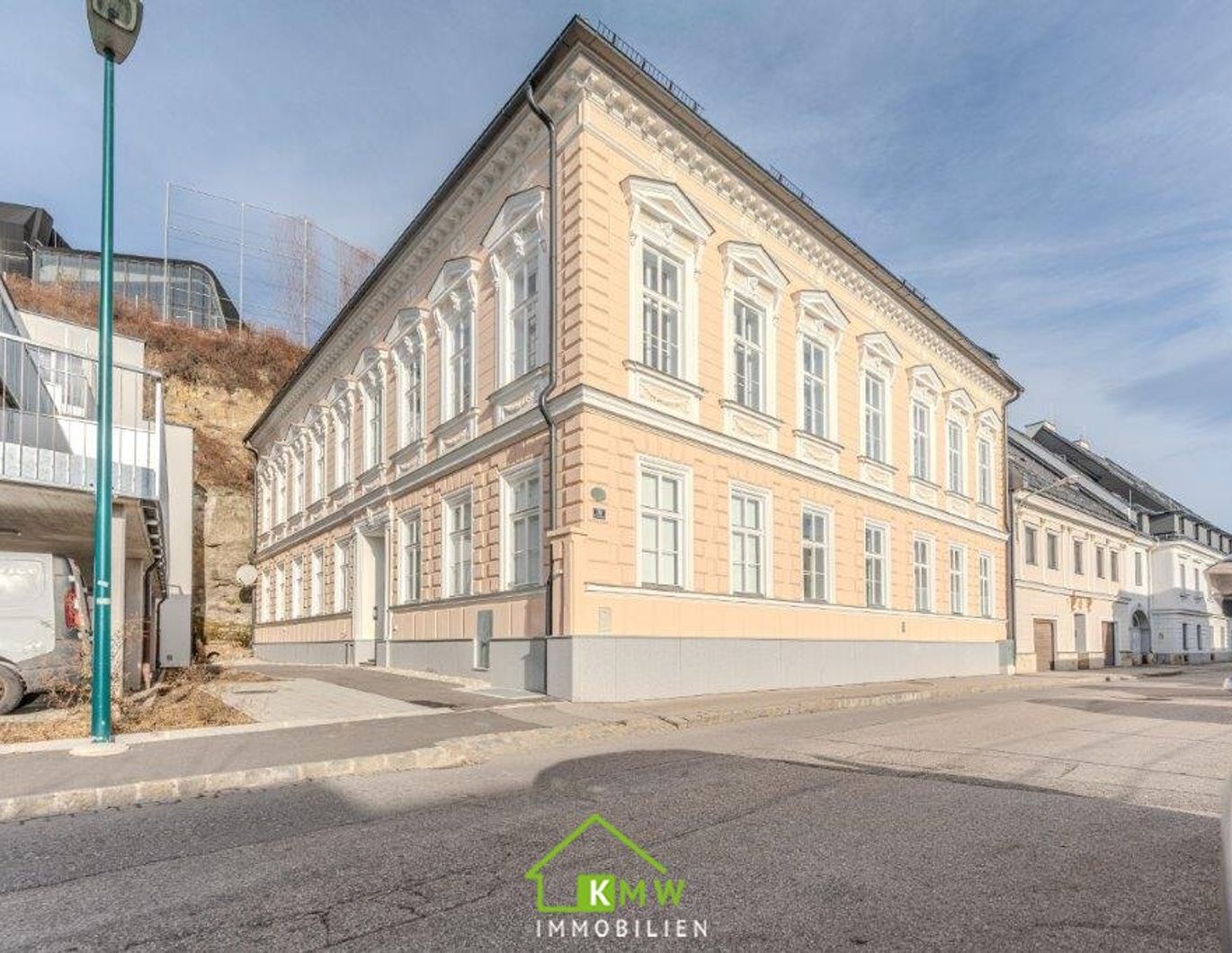 Anleger aufgepasst: vermietete Altbau-Wohnung in zentraler Lage - Top 5