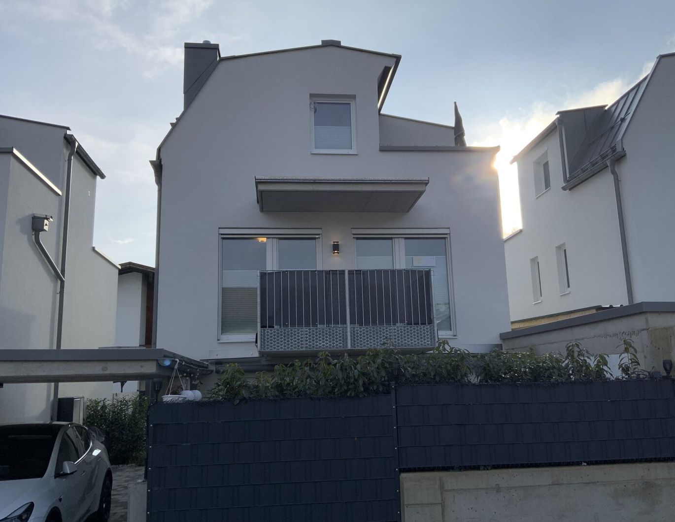 Raumwunder - Modernes Einfamilienhaus/Reihenhaus - in Toplage Inzing