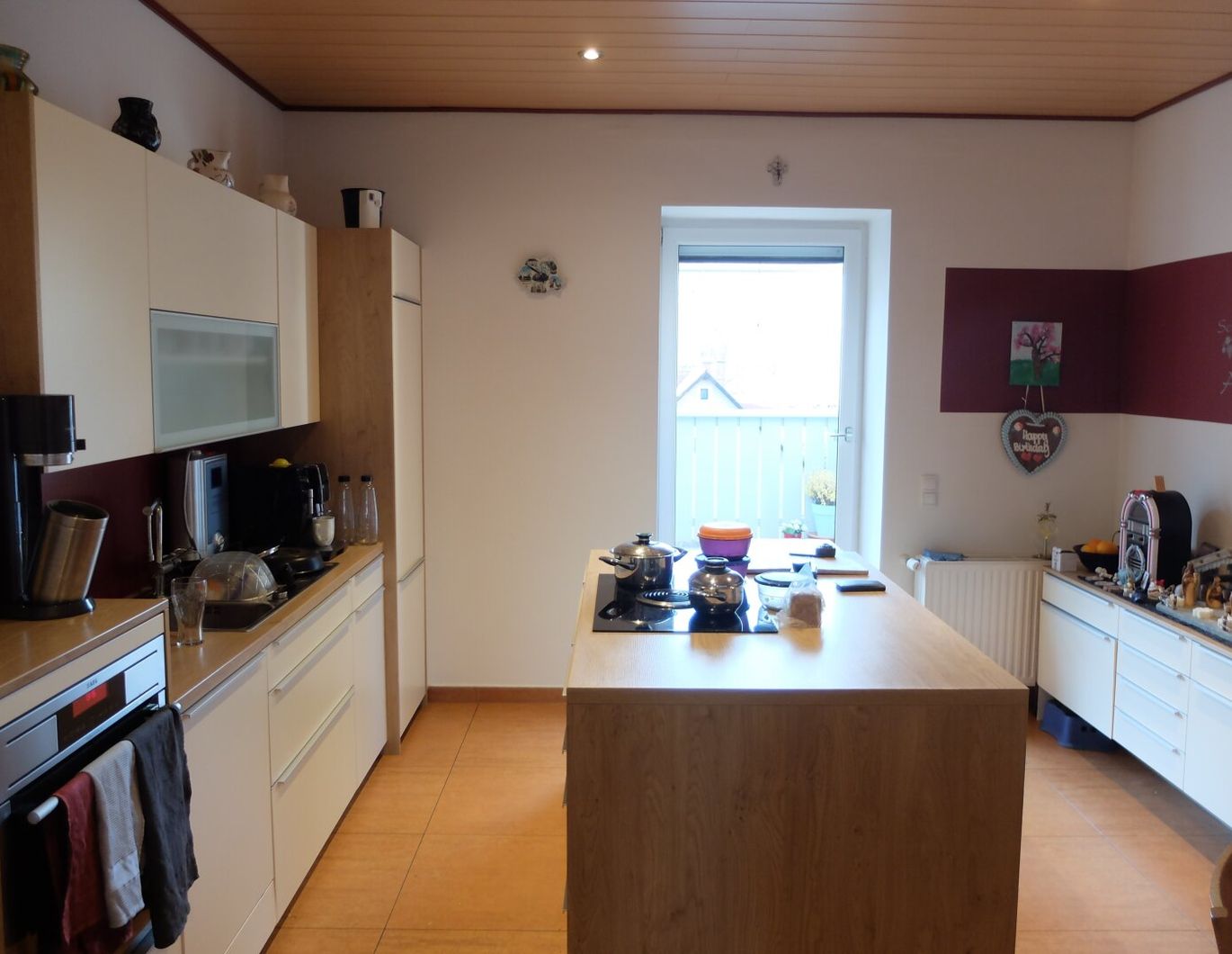 Dachgeschoss-Altbau mit Ausblick - vermietet & ab 2026 bezugsfrei!