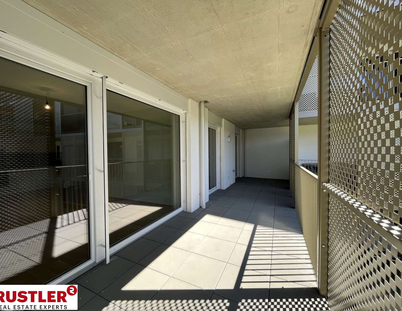 NEUBAUWOHNUNG I Riesiger Balkon I Top-Lage
