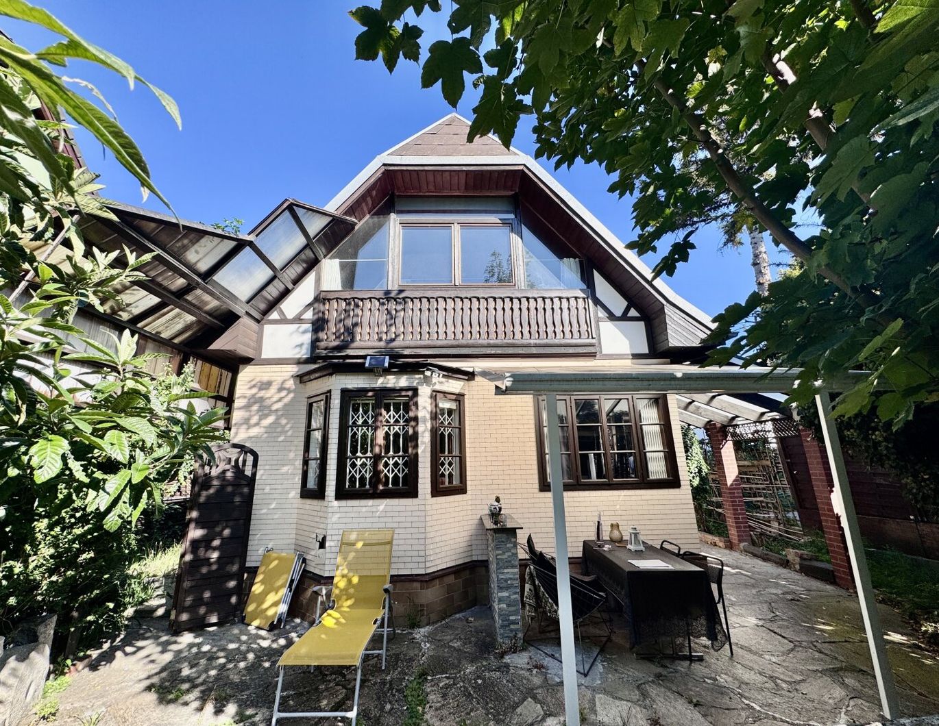 IHR RÜCKZUGSORT AN DER ALTEN DONAU - CHARMANTES HAUS AUF EIGENGRUND