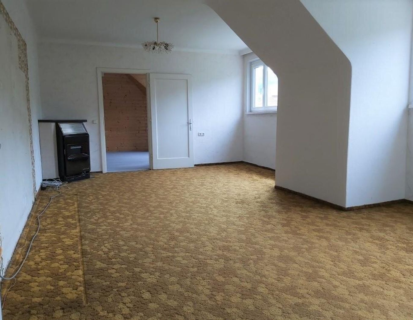 Renovierungsbedürftige 3-Zimmer-Wohnung in Kapfenberg-Redfeld !