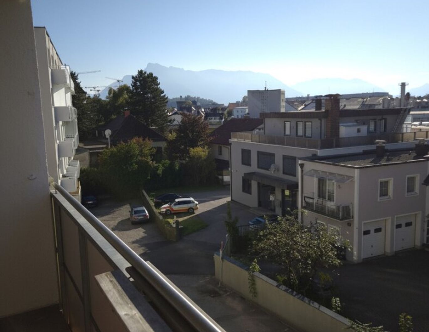 Itzling!! Harmonisch geschnittene, sehr ruhige, 2 Zi-Whg mit Berg- und Stadtblick!!